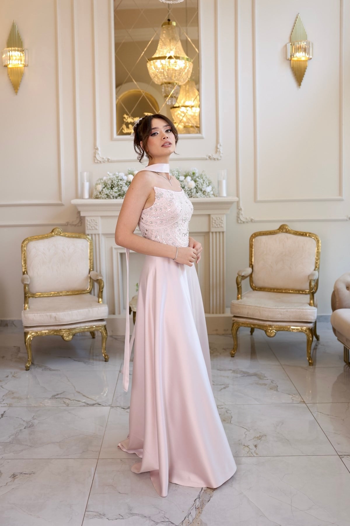 TheElsa | Hera Blair Pudra Pembe Kloş Etek Özel Tasarım ElbiseRENKLİ DANTEL ELBİSELERHera Blair Pudra Pembe Kloş Etek Özel Tasarım Elbise