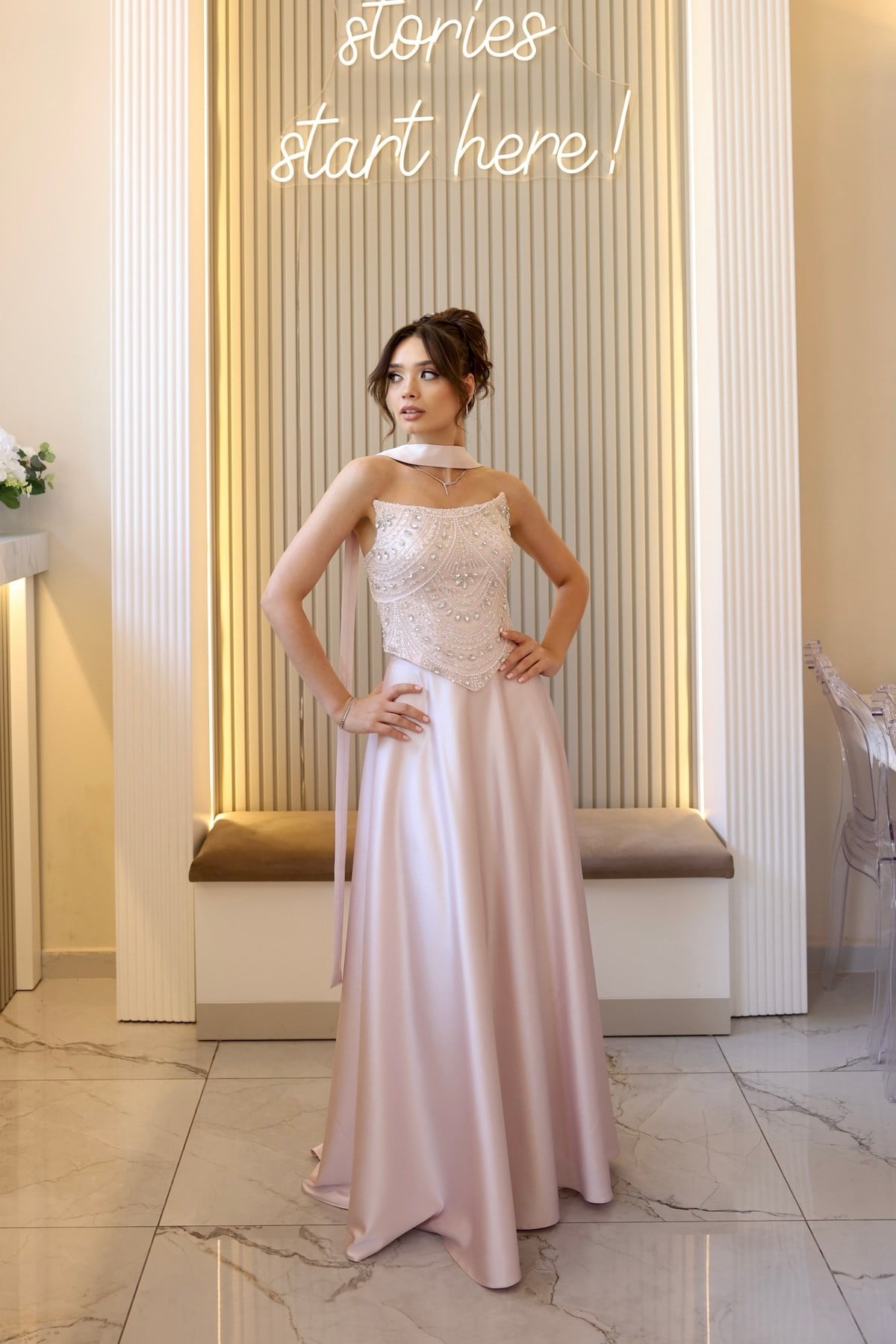 TheElsa | Hera Blair Pudra Pembe Kloş Etek Özel Tasarım ElbiseRENKLİ DANTEL ELBİSELERHera Blair Pudra Pembe Kloş Etek Özel Tasarım Elbise