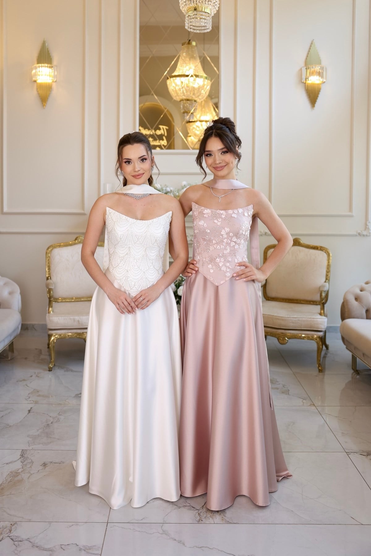 TheElsa | Hera Lavinya Beyaz Kloş Etek Dantel Nikah Nişan Söz ElbisesiBEYAZ ELBİSELERHera Lavinya Pudra Kloş Etek Dantel Nikah Nişan Söz Elbisesi