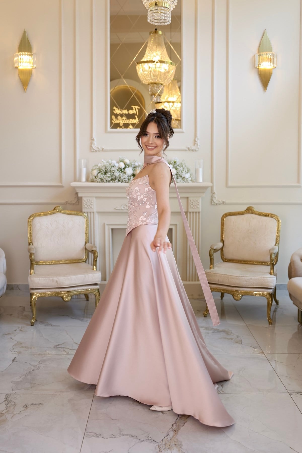 TheElsa | Hera Lavinya Beyaz Kloş Etek Dantel Nikah Nişan Söz ElbisesiBEYAZ ELBİSELERHera Lavinya Pudra Kloş Etek Dantel Nikah Nişan Söz Elbisesi