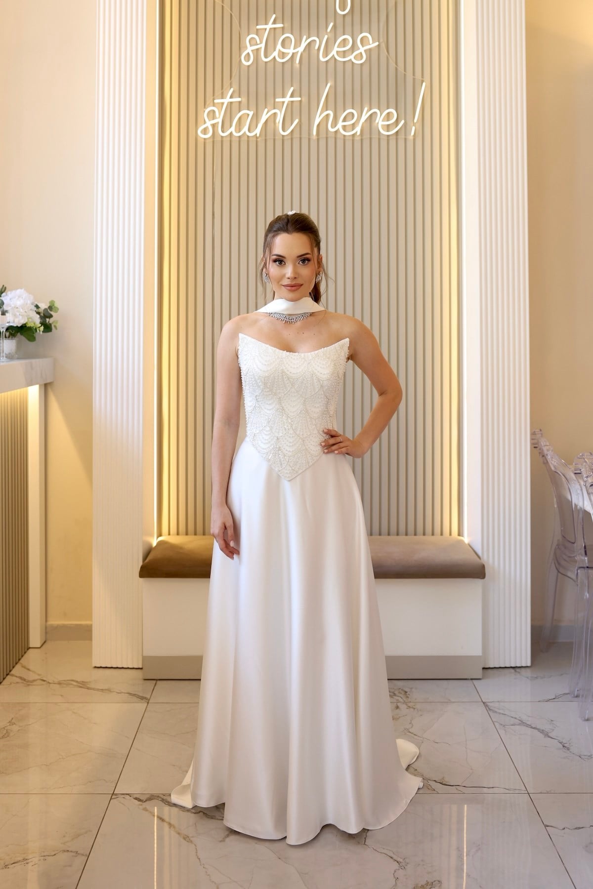 TheElsa | Hera Monica Beyaz Kloş Etek Dantel Nikah Nişan Söz ElbisesiBEYAZ ELBİSELERHera Monica Beyaz Kloş Etek Dantel Nikah Nişan Söz Elbisesi