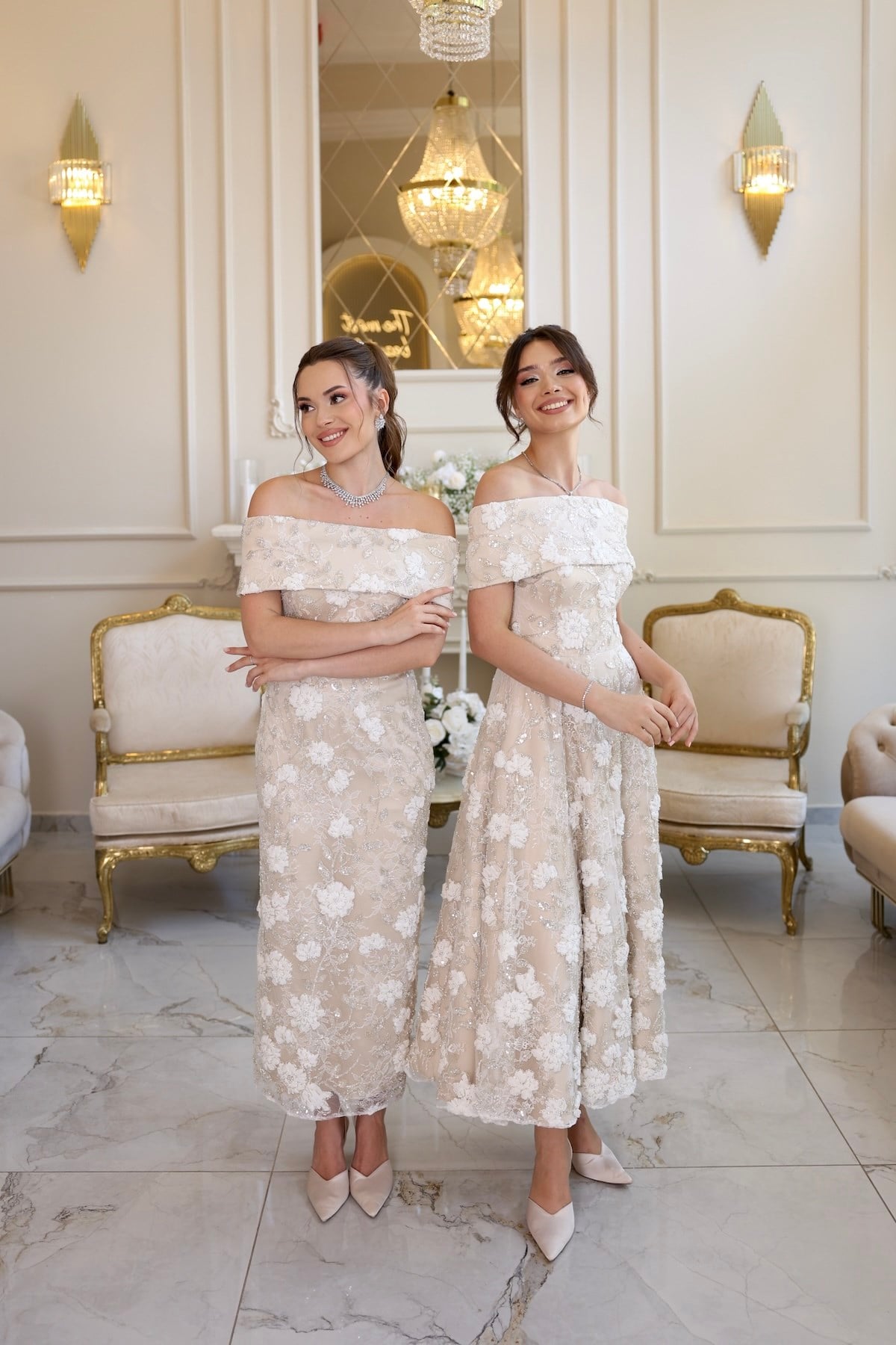 TheElsa | Kalina Kalem Bej Beyaz Dantel Nikah Nişan Söz ElbisesiBEYAZ DANTEL ELBİSELERKalina Kalem Bej Beyaz Dantel Nikah Nişan Söz Elbisesi