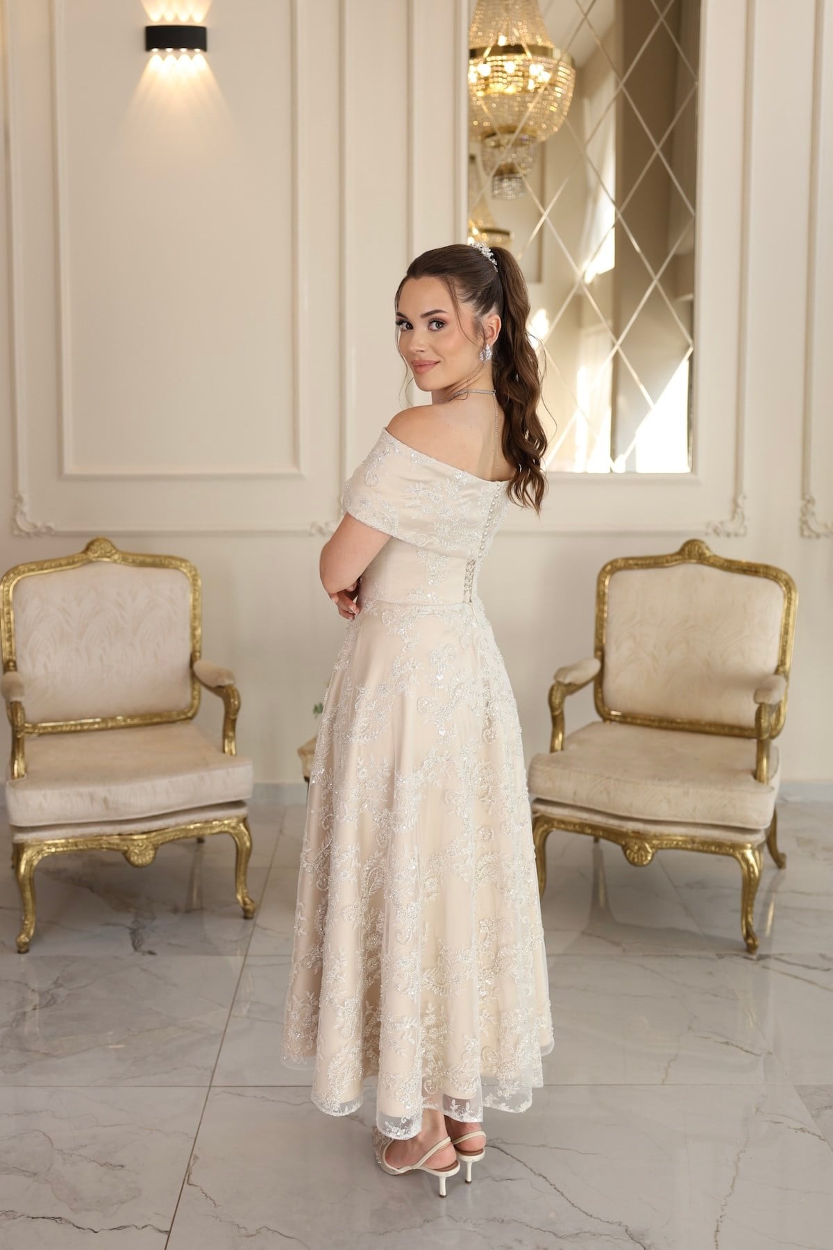 TheElsa | Labella Prenses Beyaz Dantel Nikah Nişan Söz ElbisesiBEYAZ DANTEL ELBİSELERLabella Prenses Beyaz Dantel Nikah Nişan Söz Elbisesi