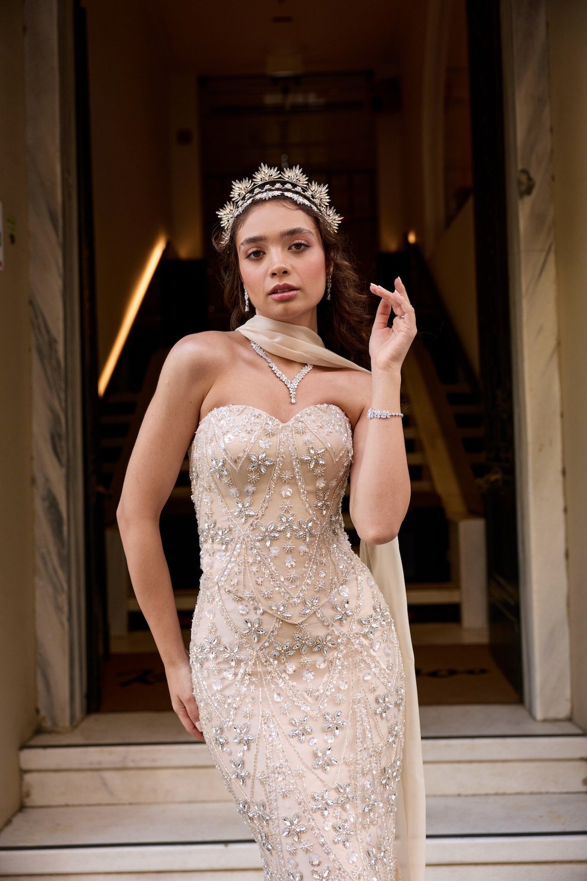 TheElsa | Hera Laura Kalp Yaka Bej Dantel Balık Korse Etek Nikah Nişan Söz ElbisesiRENKLİ DANTEL ELBİSELERLaura Kalp Yaka Bej Dantel Balık Korse Etek Nikah Nişan Söz Elbisesi