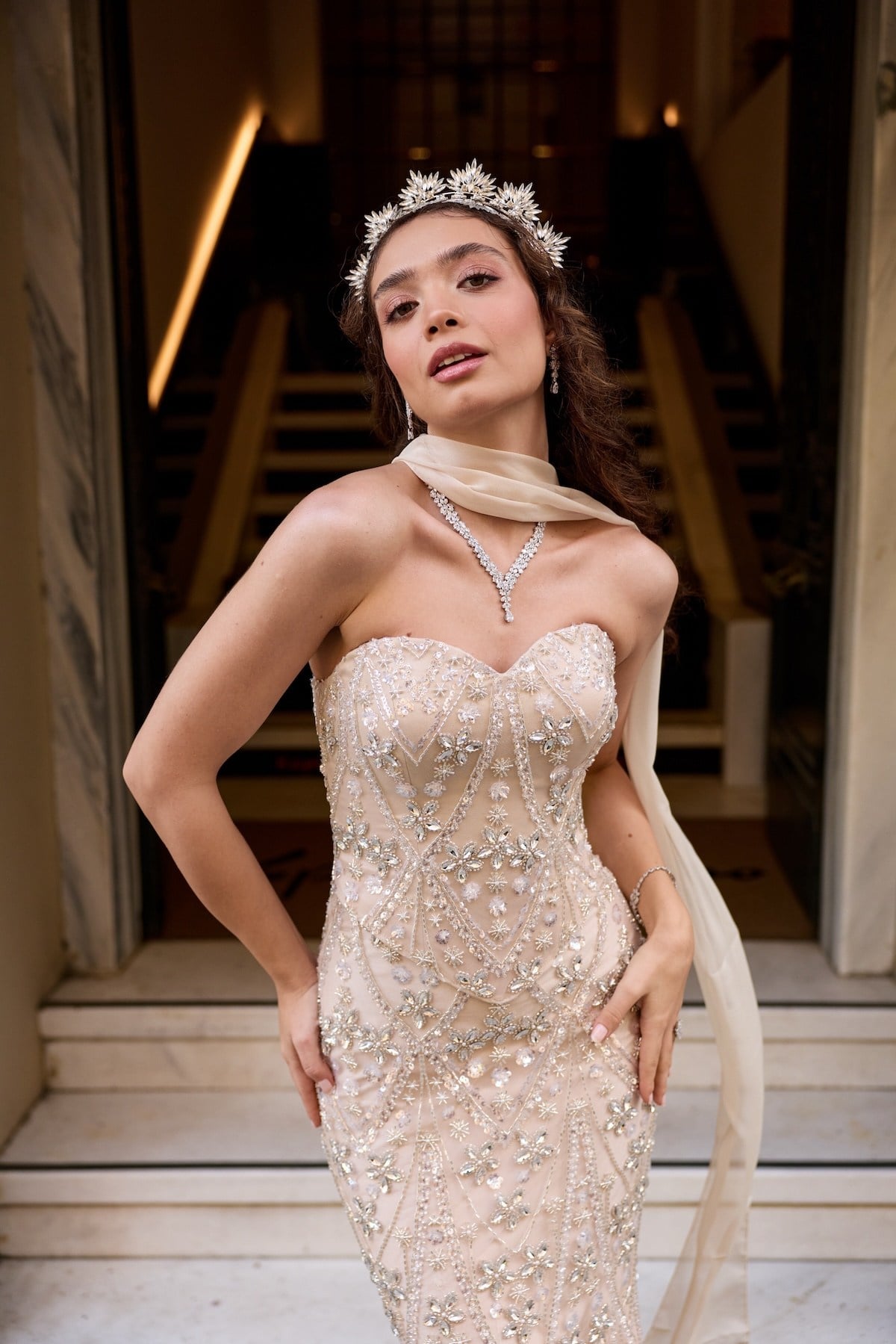 TheElsa | Hera Laura Kalp Yaka Bej Dantel Balık Korse Etek Nikah Nişan Söz ElbisesiRENKLİ DANTEL ELBİSELERLaura Kalp Yaka Bej Dantel Balık Korse Etek Nikah Nişan Söz Elbisesi
