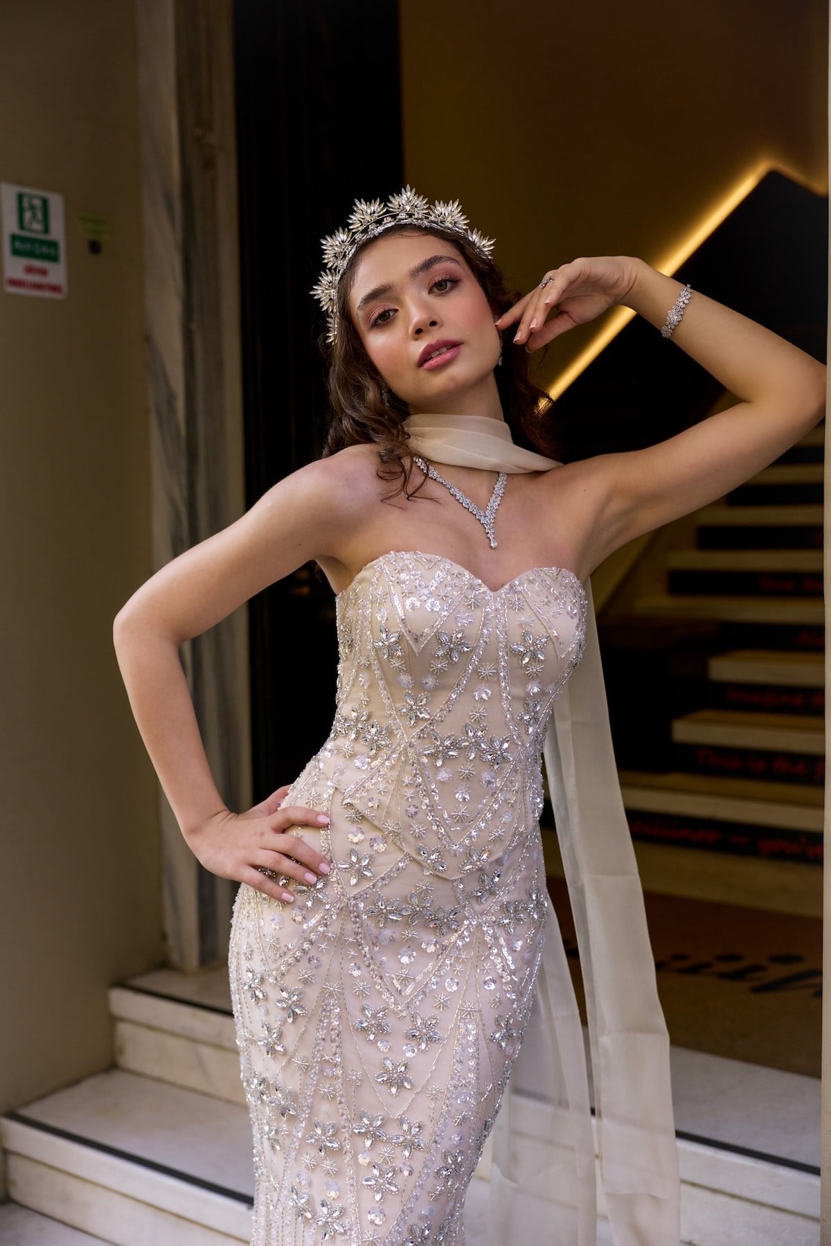 TheElsa | Hera Laura Kalp Yaka Bej Dantel Balık Korse Etek Nikah Nişan Söz ElbisesiRENKLİ DANTEL ELBİSELERLaura Kalp Yaka Bej Dantel Balık Korse Etek Nikah Nişan Söz Elbisesi