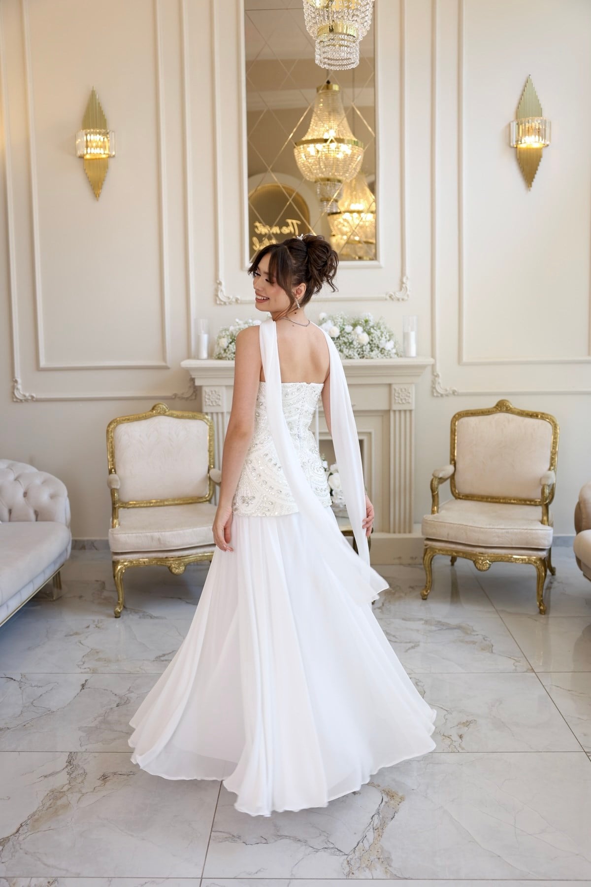 TheElsa | Lidya Blair Dantel Beyaz Şifon Tasarım Nikah Nişan Söz ElbisesiBEYAZ DANTEL ELBİSELERLidya Blair Dantel Beyaz Şifon Tasarım Nikah Nişan Söz Elbisesi