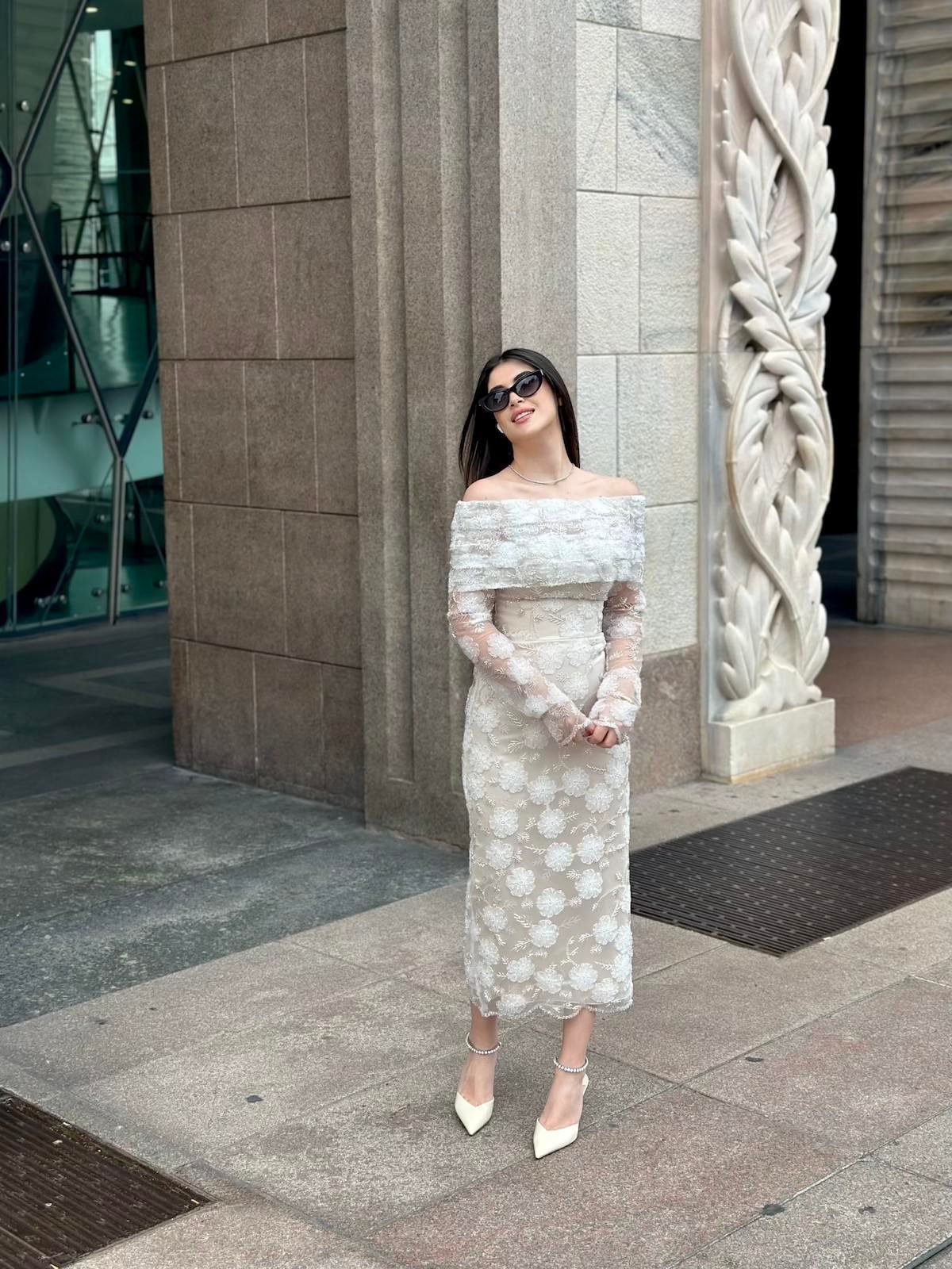TheElsa | Custom Made Evening Dress | Marseille White Floral Special Design Lace Evening DressÖZEL ÜRETİM ELBİSEMarseille White Floral Special Design Lace Evening Dress