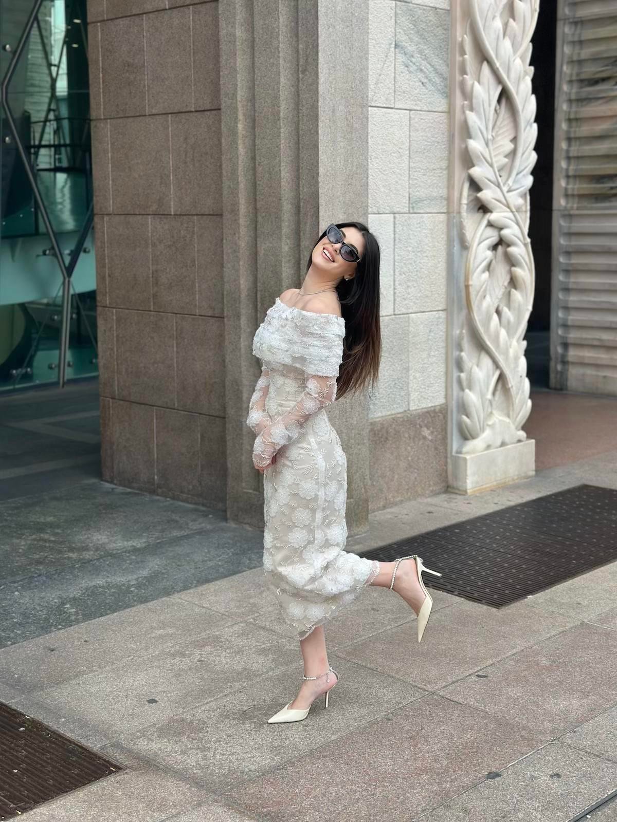 TheElsa | Custom Made Evening Dress | Marseille White Floral Special Design Lace Evening DressÖZEL ÜRETİM ELBİSEMarseille White Floral Special Design Lace Evening Dress