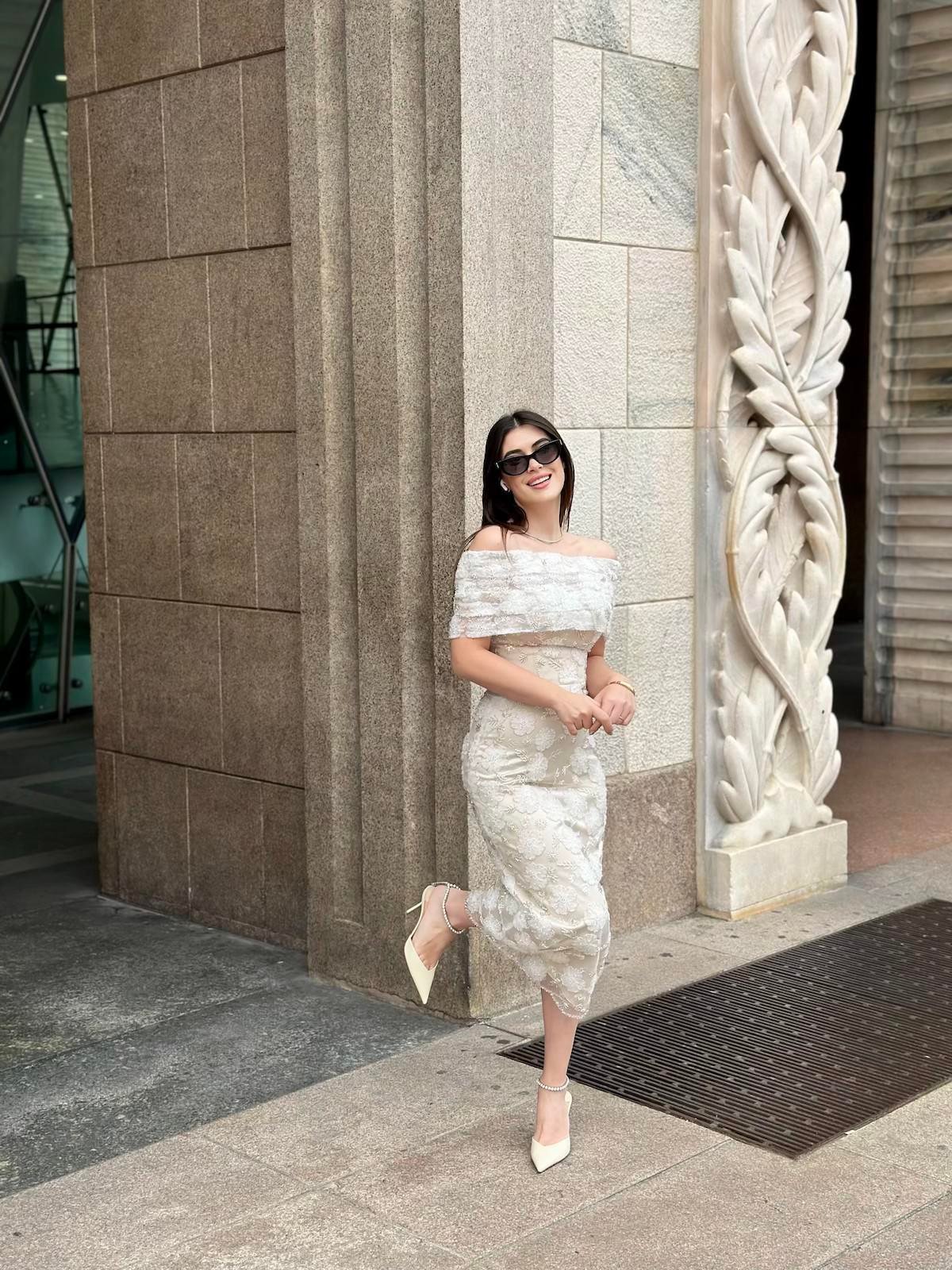 TheElsa | Custom Made Evening Dress | Marseille White Floral Special Design Lace Evening DressÖZEL ÜRETİM ELBİSEMarseille White Floral Special Design Lace Evening Dress