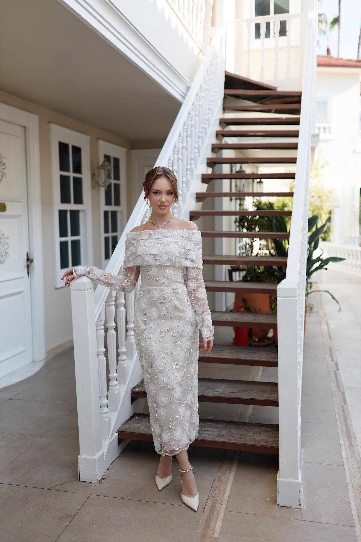 TheElsa | Custom Made Evening Dress | Marseille White Floral Special Design Lace Evening DressÖZEL ÜRETİM ELBİSEMarseille White Floral Special Design Lace Evening Dress