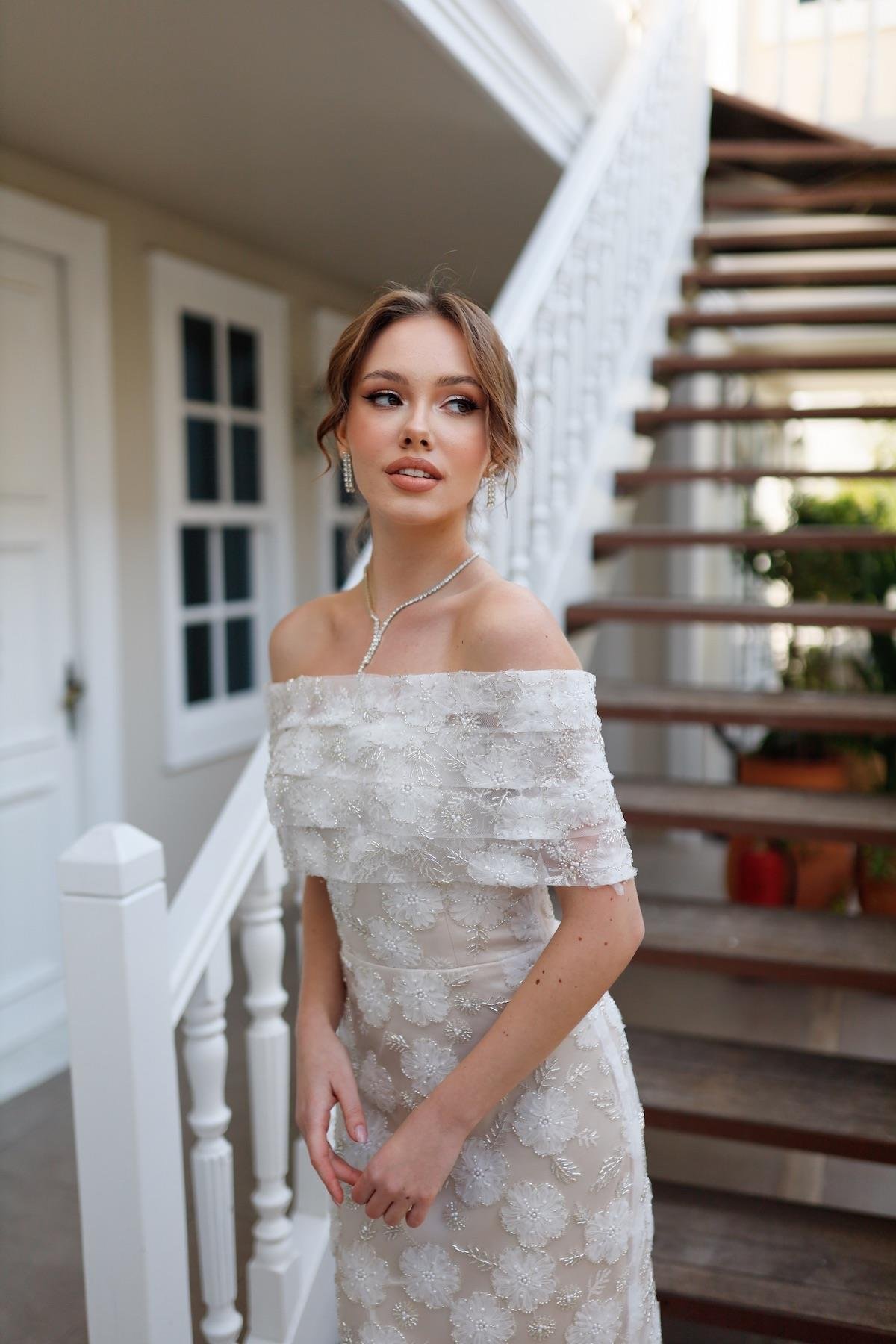TheElsa | Custom Made Evening Dress | Marseille White Floral Special Design Lace Evening DressÖZEL ÜRETİM ELBİSEMarseille White Floral Special Design Lace Evening Dress