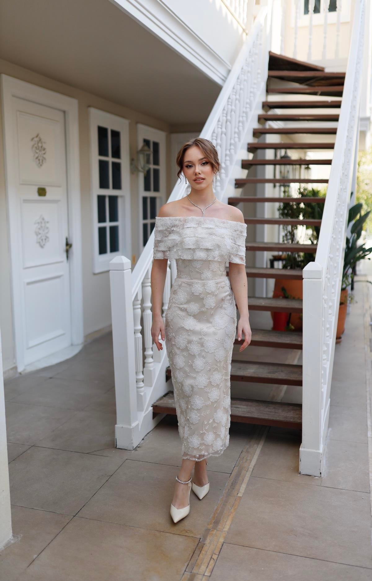 TheElsa | Custom Made Evening Dress | Marseille White Floral Special Design Lace Evening DressÖZEL ÜRETİM ELBİSEMarseille White Floral Special Design Lace Evening Dress