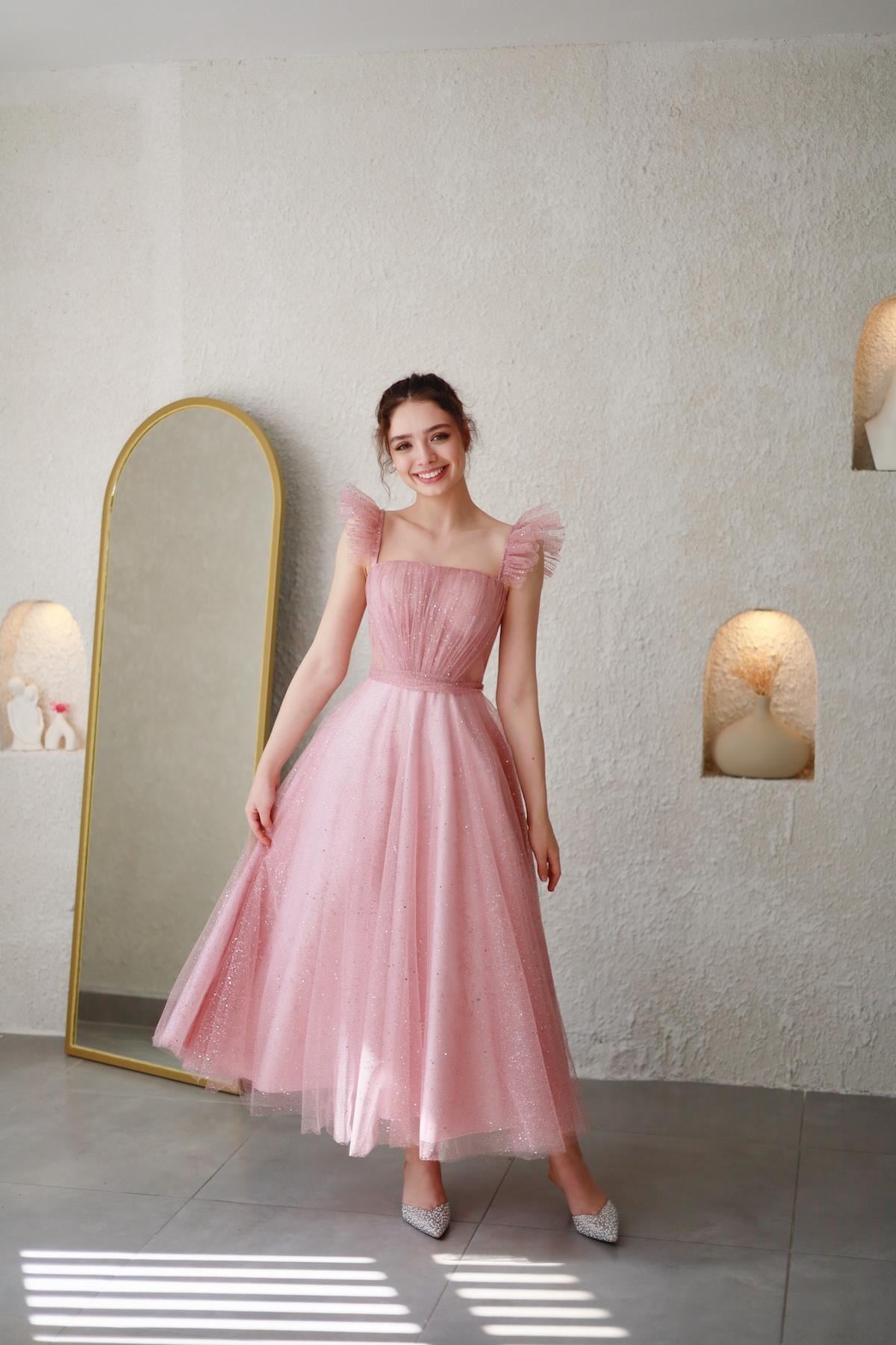 TheElsa | Kişiye Özel Üretim Abiye Elbise | Melissa Pudra Özel Tasarım Simli Tül Abiye ElbiseÖZEL ÜRETİM ELBİSEMelissa Powder Special Design Silvery Tulle Evening Dress