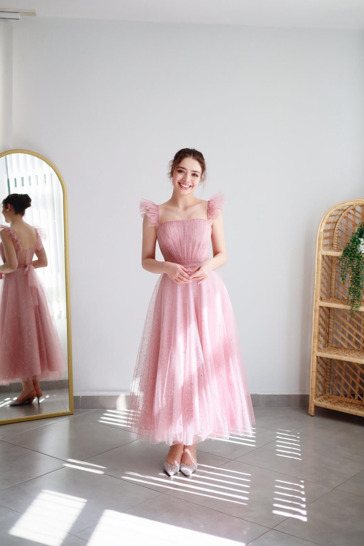 TheElsa | Kişiye Özel Üretim Abiye Elbise | Melissa Pudra Özel Tasarım Simli Tül Abiye ElbiseÖZEL ÜRETİM ELBİSEMelissa Powder Special Design Silvery Tulle Evening Dress