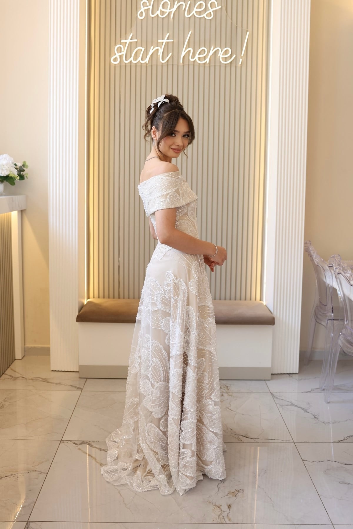 TheElsa | Nadia Prenses Bej Beyaz Maxi Dantel Nikah Nişan Söz ElbisesiBEYAZ DANTEL ELBİSELERNadia Prenses Bej Beyaz Maxi Dantel Nikah Nişan Söz Elbisesi