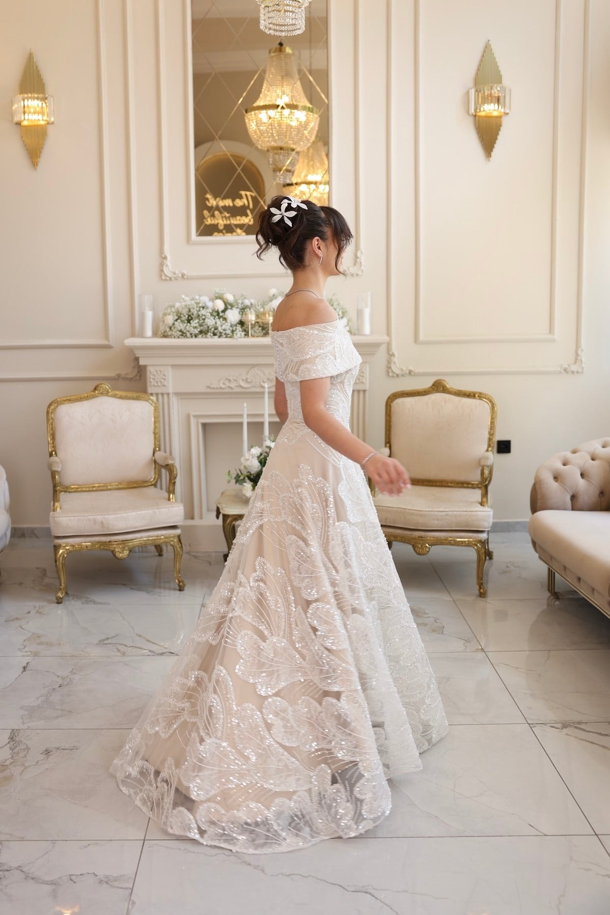TheElsa | Nadia Prenses Bej Beyaz Maxi Dantel Nikah Nişan Söz ElbisesiBEYAZ DANTEL ELBİSELERNadia Prenses Bej Beyaz Maxi Dantel Nikah Nişan Söz Elbisesi
