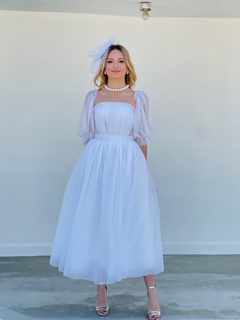 TheElsa | GİYİM | TAKI | Pera Beyaz Özel Tasarım Simli Tül Nikah ElbisesiELBİSEPera Beyaz Özel Tasarım Simli Tül Nikah Elbisesi