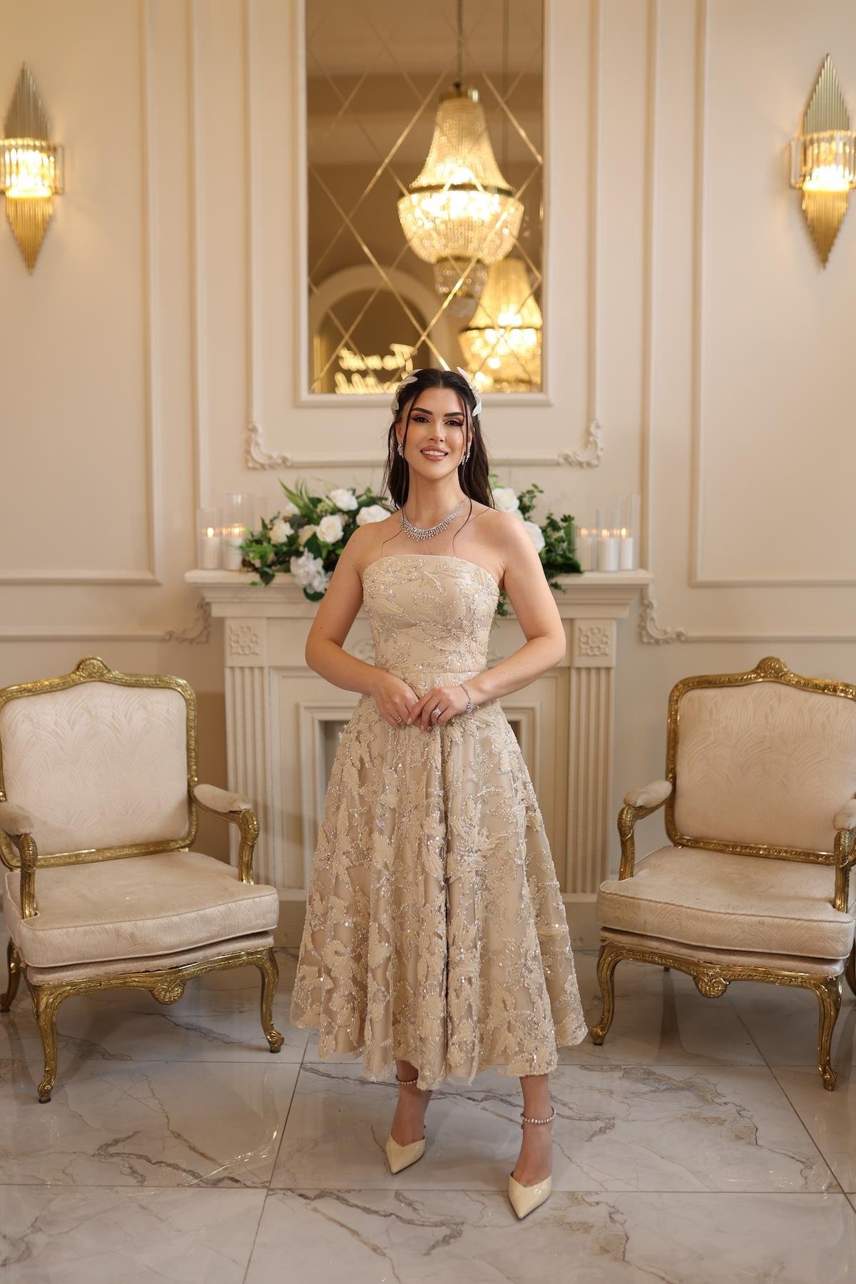 TheElsa | ARES PRENSES BEJRENKLİ DANTEL ELBİSELERPrenses Ares Bej Çiçekli Özel Tasarım Dantel Nişan Nikah Elbise