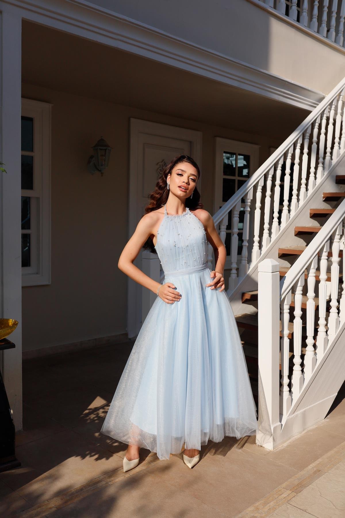 TheElsa | GİYİM | TAKI | Santa İncili Bebek Mavi Özel Tasarım Abiye ElbiseÖZEL ÜRETİM ELBİSESanta Baby Blue Special Design Evening Dress with Pearls
