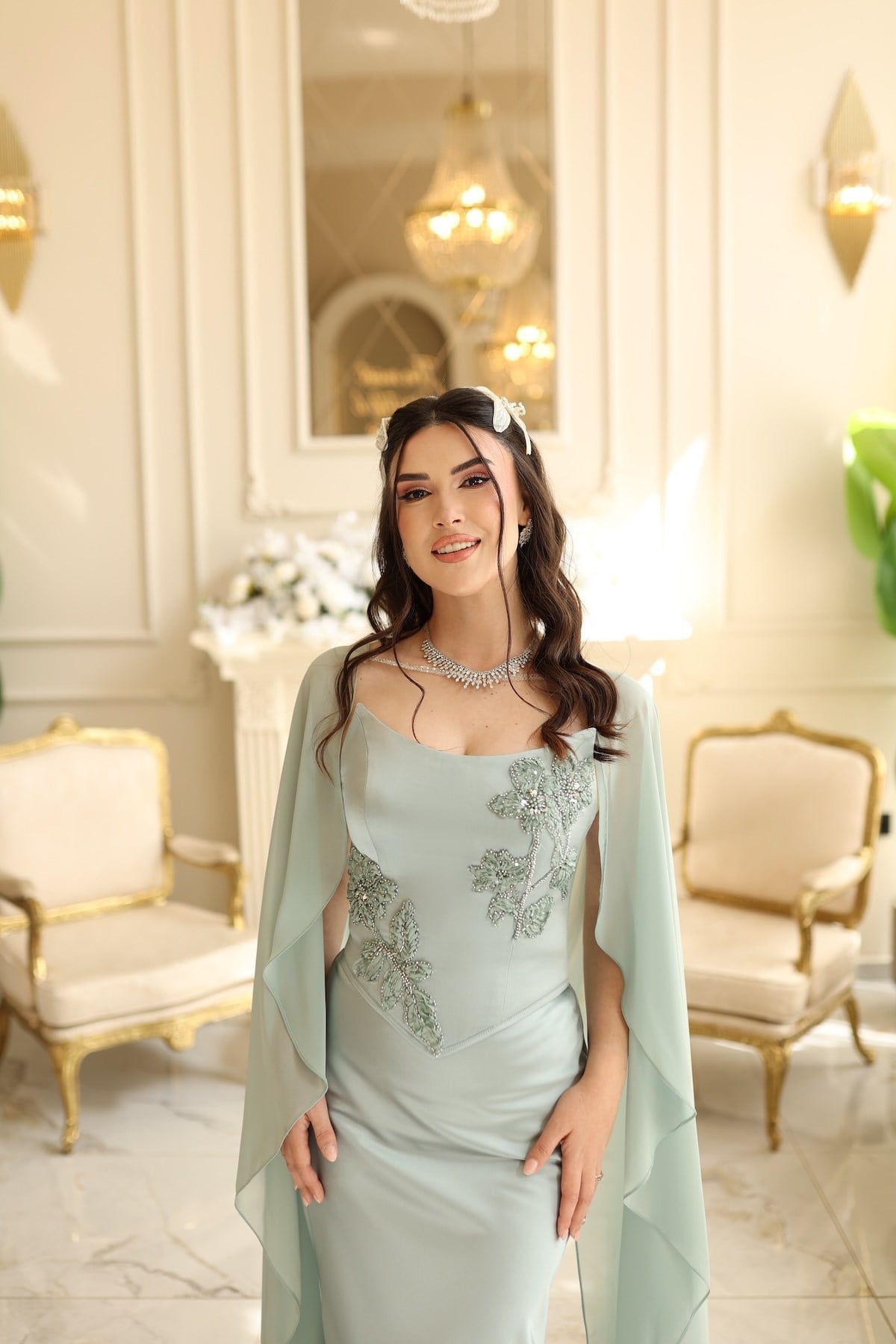 TheElsa | Serena Yeşil Balık Şifon Şal SADE ELBİSELERSerena Yeşil Balık Şifon Şal Korseli Uzun Saten Nişan Davet Elbisesi