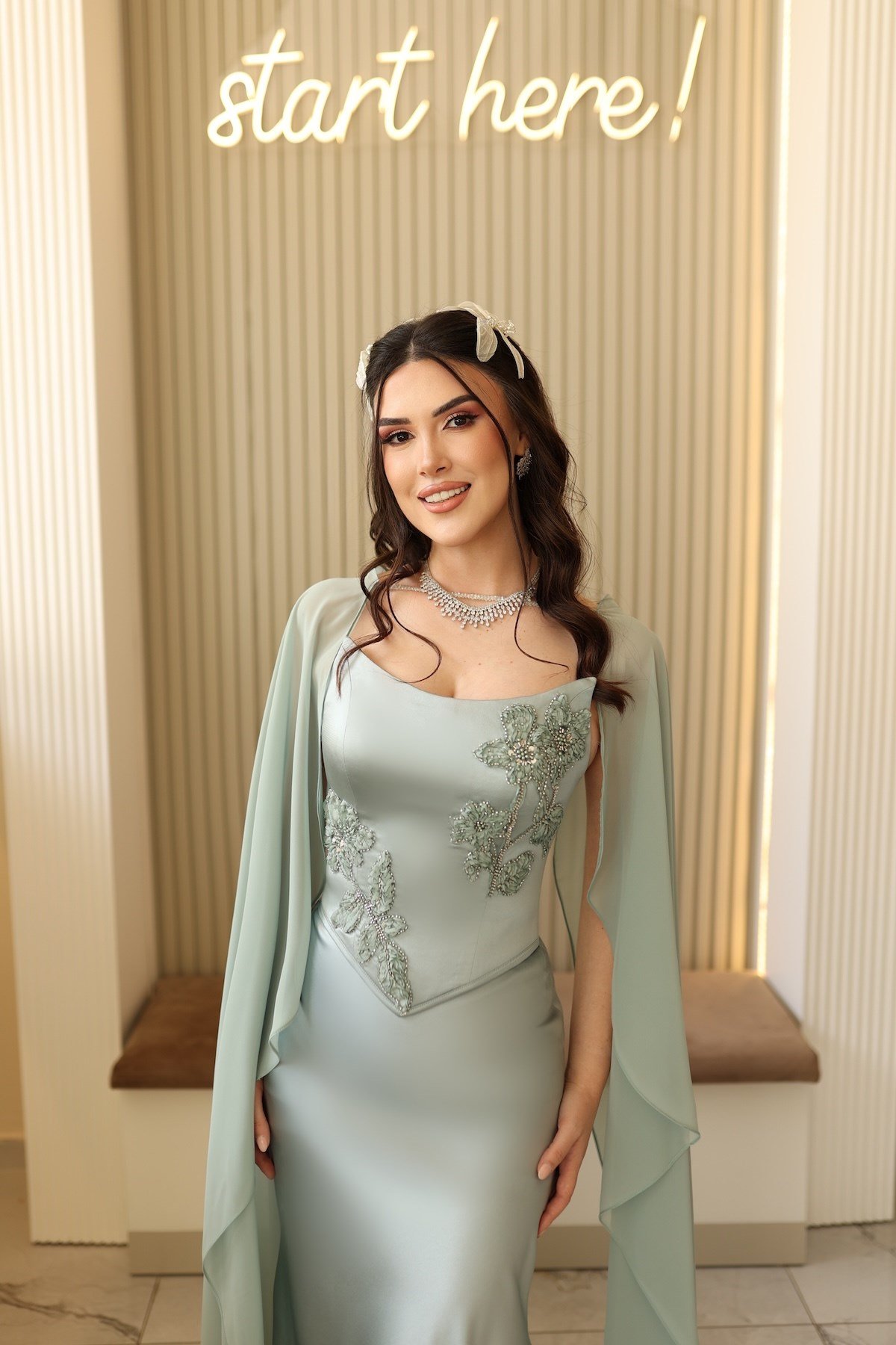 TheElsa | Serena Yeşil Balık Şifon Şal SADE ELBİSELERSerena Yeşil Balık Şifon Şal Korseli Uzun Saten Nişan Davet Elbisesi