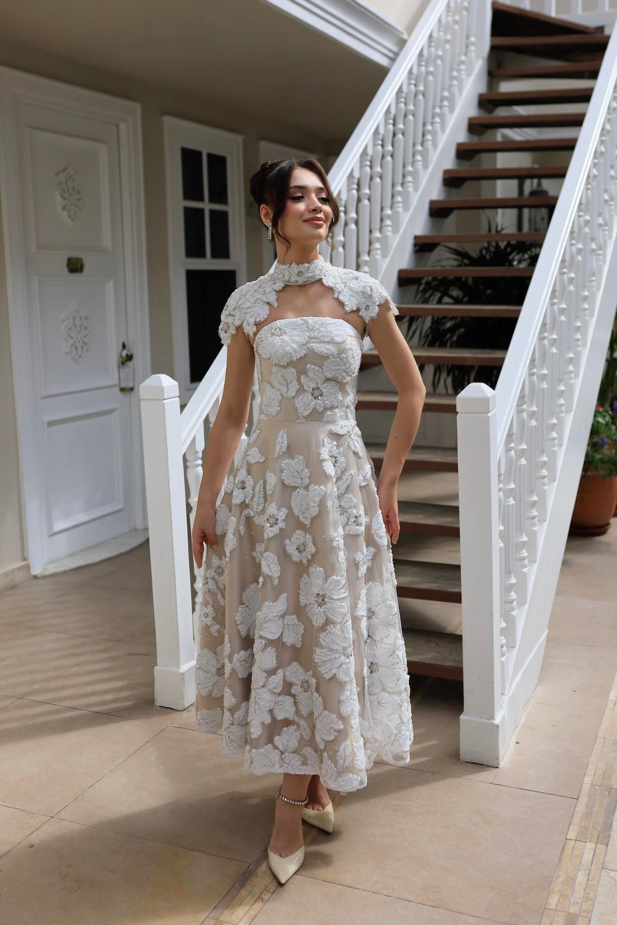 TheElsa | SINDIRELLA PRENSES APOLETSİNDİRELLA COLLECTİONSindirella Apolet Prenses Beyaz Çiçekli Özel Tasarım Dantel Abiye Elbise