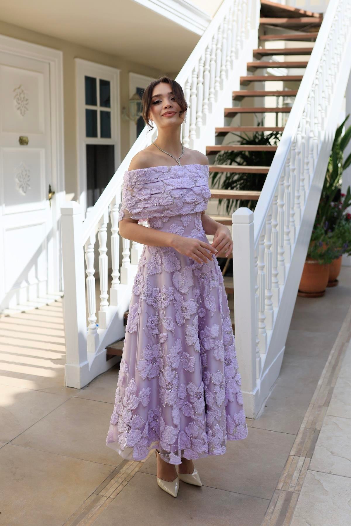 TheElsa | Sindirella Prenses Lila Dantel BoleroSİNDİRELLA COLLECTİONSindirella Prenses Lila Dantel Bolero Çiçekli Özel Tasarım Dantel Abiye Elbise