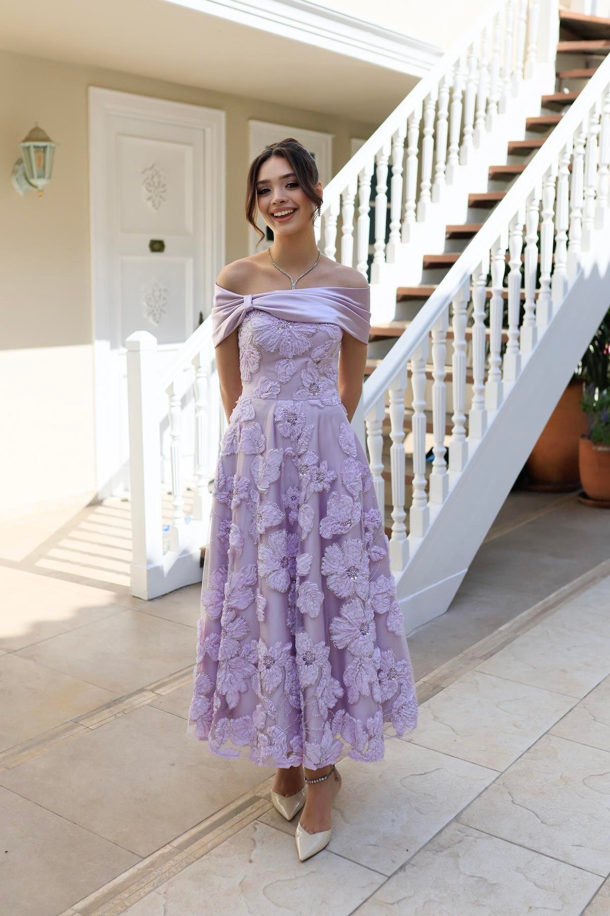 TheElsa | Sindirella Prenses Lila Saten BoleroSİNDİRELLA COLLECTİONSindirella Prenses Lila Saten Bolero Çiçekli Özel Tasarım Dantel Abiye Elbise
