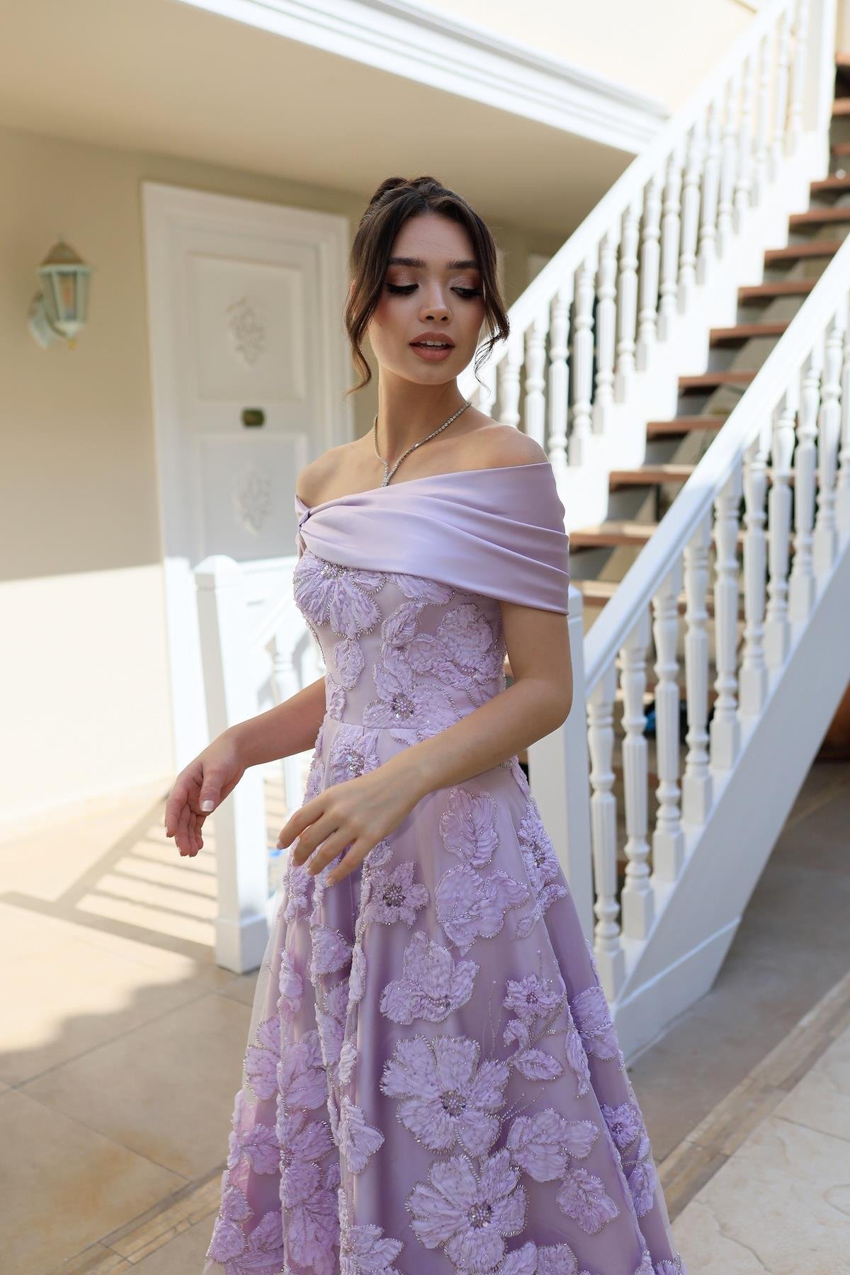 TheElsa | Sindirella Prenses Lila Saten BoleroSİNDİRELLA COLLECTİONSindirella Prenses Lila Saten Bolero Çiçekli Özel Tasarım Dantel Abiye Elbise