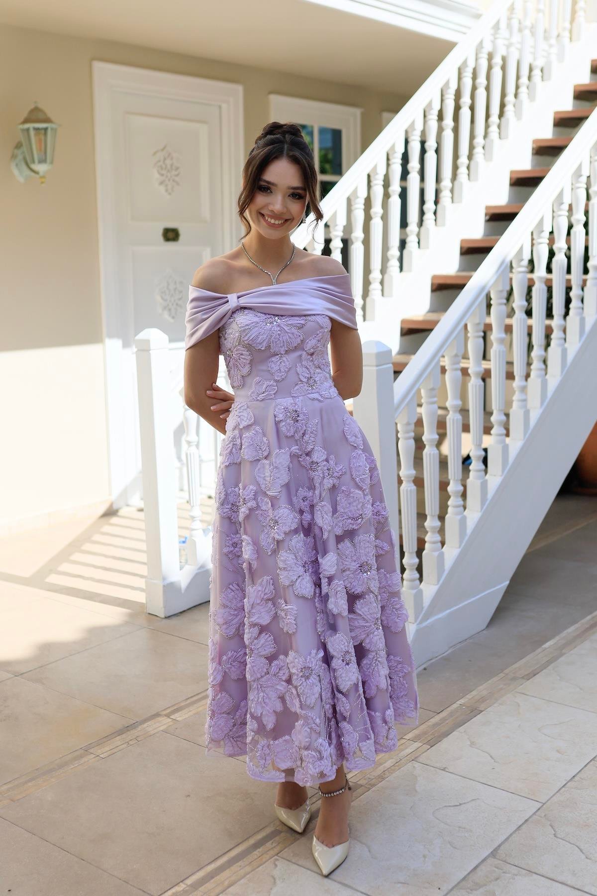 TheElsa | Sindirella Prenses Lila Saten BoleroSİNDİRELLA COLLECTİONSindirella Prenses Lila Saten Bolero Çiçekli Özel Tasarım Dantel Abiye Elbise