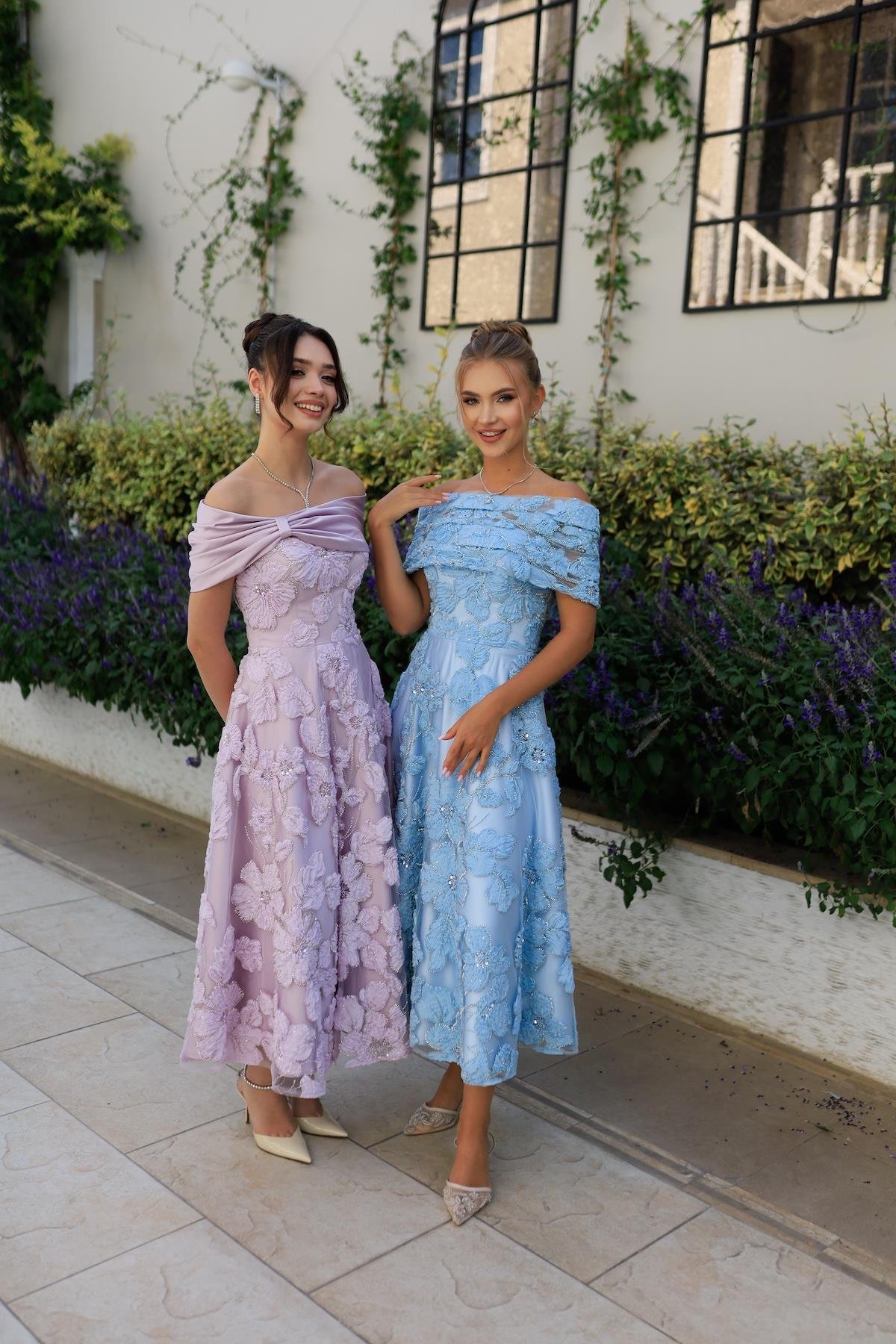 TheElsa | Sindirella Prenses Mavi Dantel BoleroSİNDİRELLA COLLECTİONSindirella Prenses Mavi Dantel Bolero Çiçekli Özel Tasarım Dantel Abiye Elbise