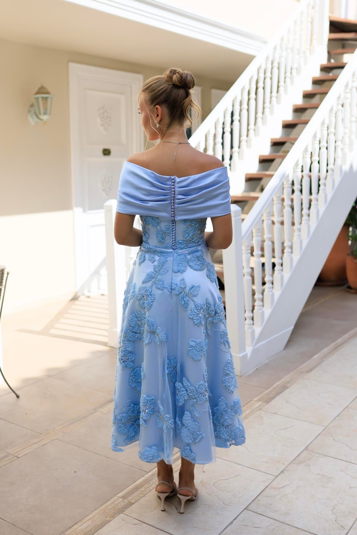 TheElsa | Sindirella Prenses Mavi Saten BoleroSİNDİRELLA COLLECTİONSindirella Prenses Mavi Saten Bolero Çiçekli Özel Tasarım Dantel Abiye Elbise