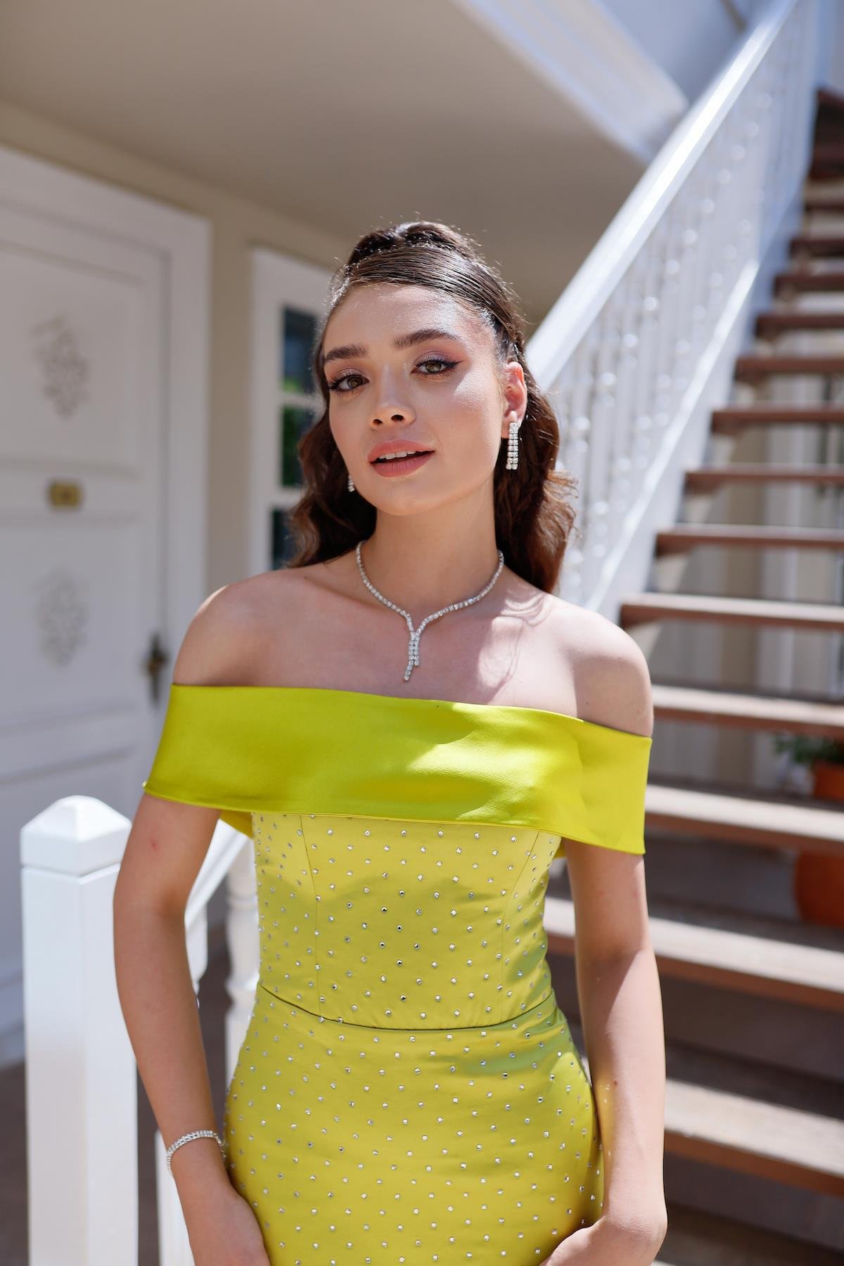 TheElsa | Kişiye Özel Üretim Abiye Elbise | Soprano Yağ Yeşili Kalem Özel Tasarım ElbiseSADE ELBİSELERSoprano Yağ Yeşili Kalem Özel Tasarım Elbise