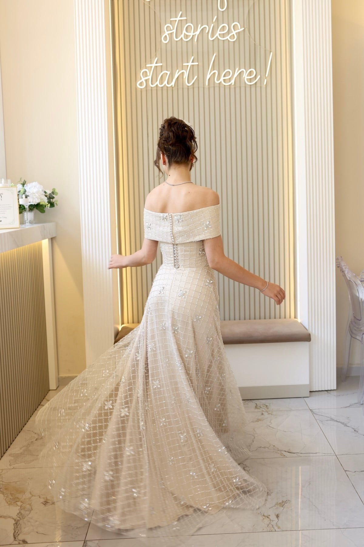 TheElsa | Vesper Prenses Bej Maxi Dantel Nikah Nişan Söz ElbisesiBEYAZ DANTEL ELBİSELERVesper Prenses Bej Maxi Dantel Nikah Nişan Söz Elbisesi