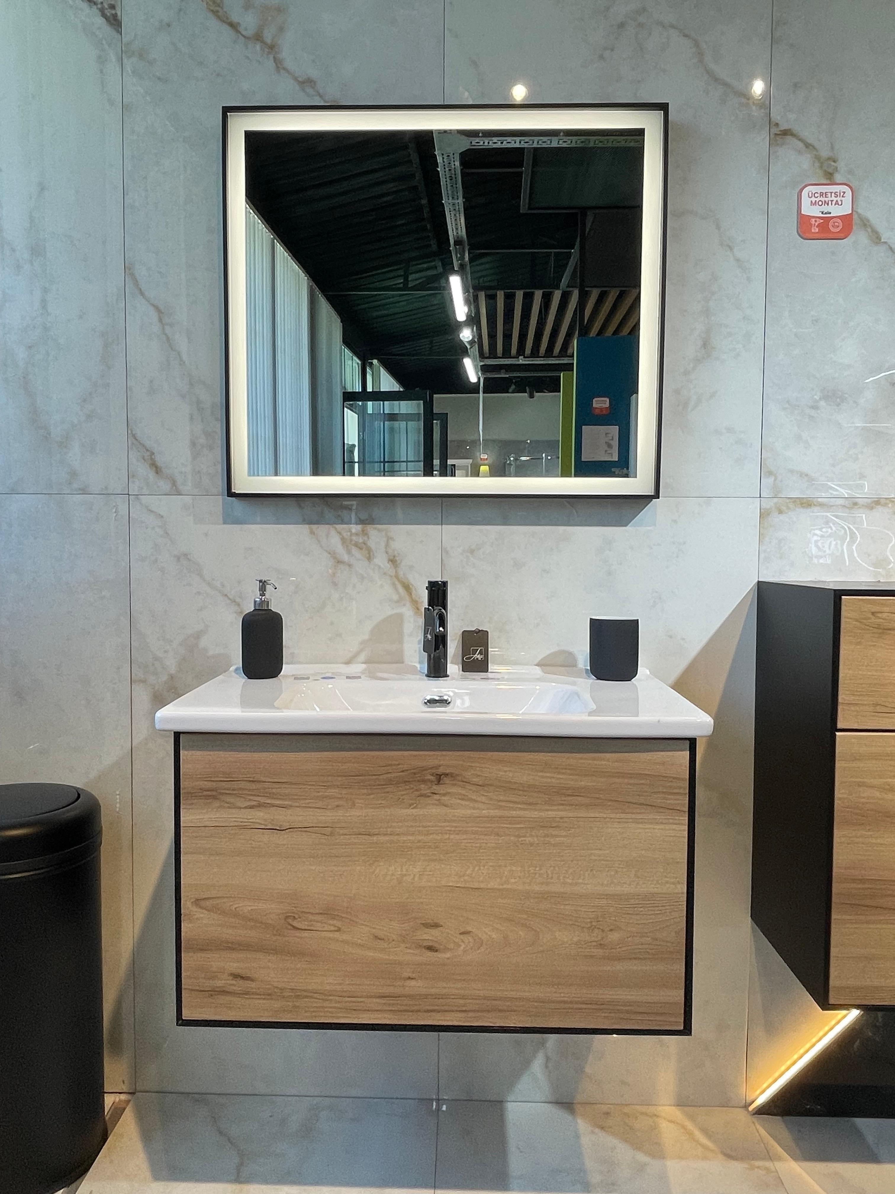 Kale Banyo Mood 80Cm Siyah/Pasifik Banyo Dolabı