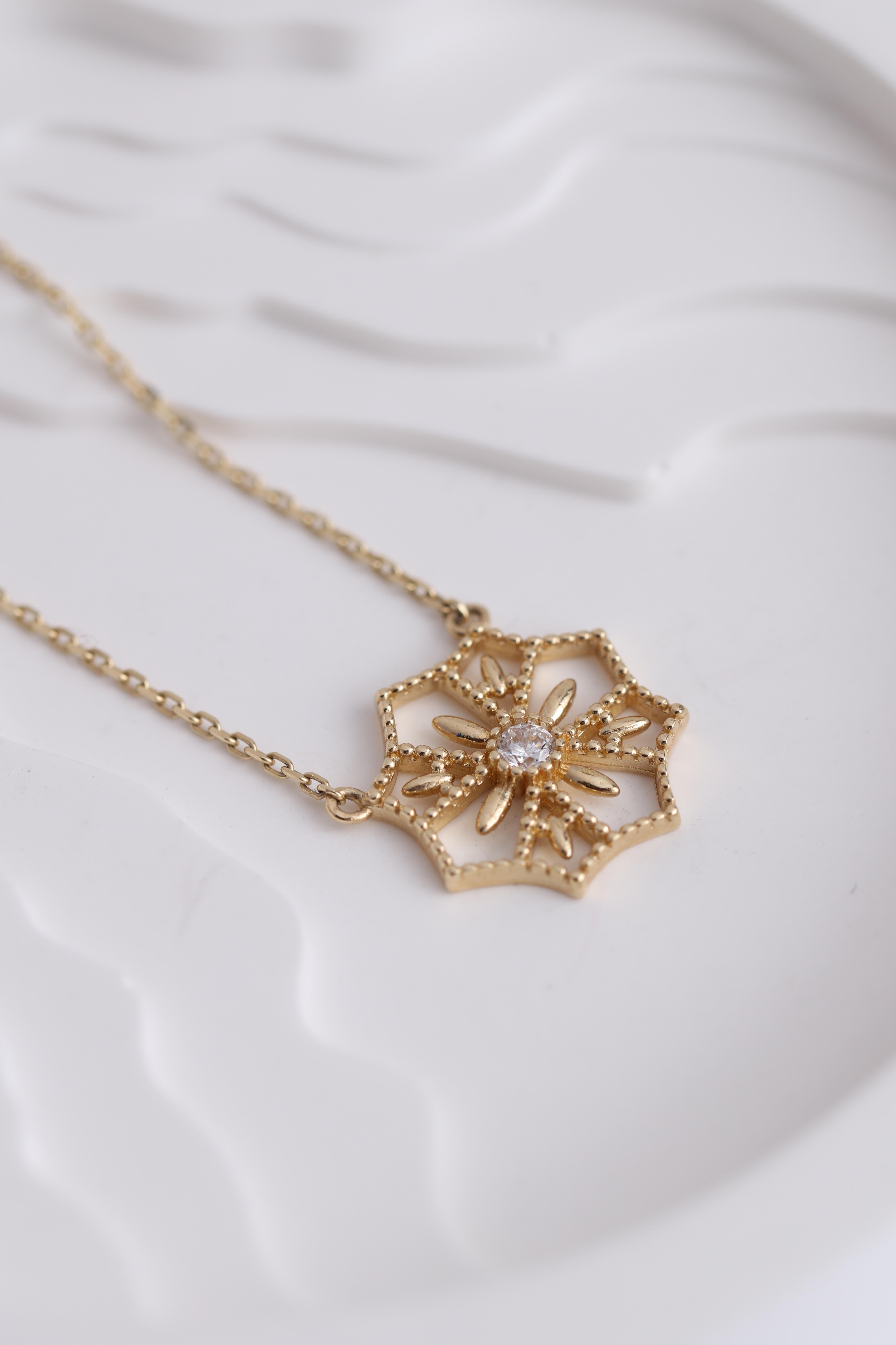  14 Ayar Altın Minimal Kolye