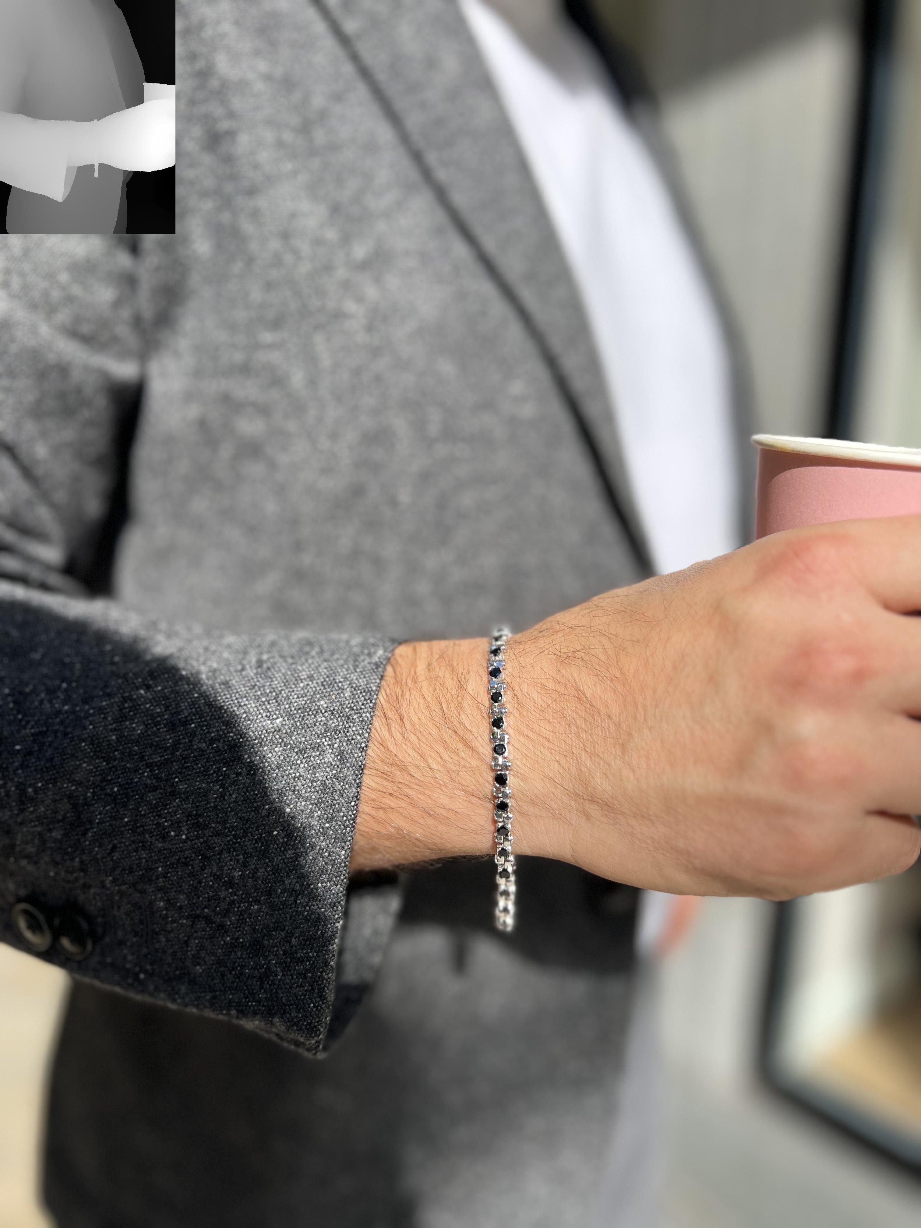  14 Ayar Altın Siyah Taş Detay Erkek Bileklik