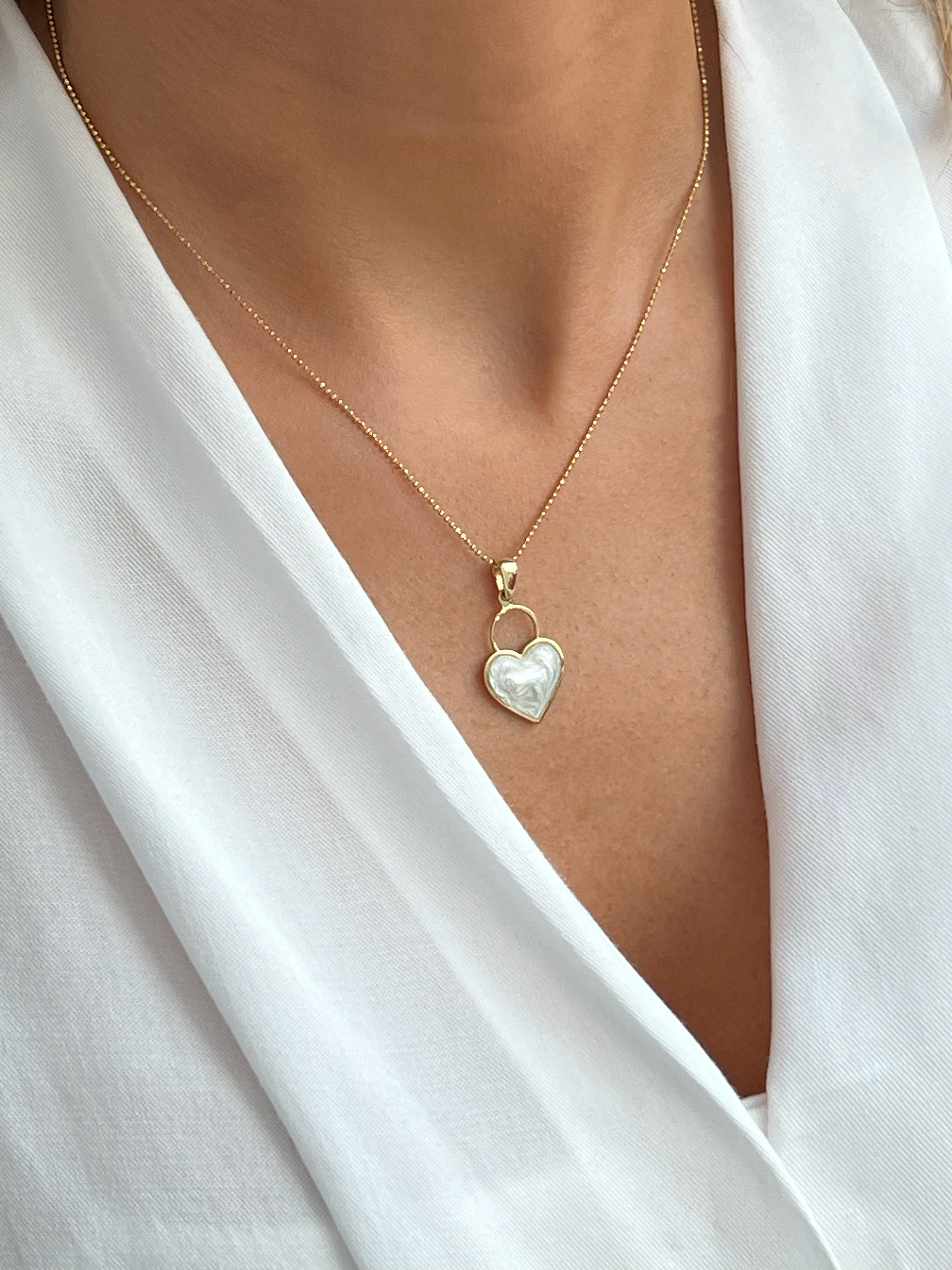Anahtar Kolye | Jewelina Beyaz Kalp Kolye