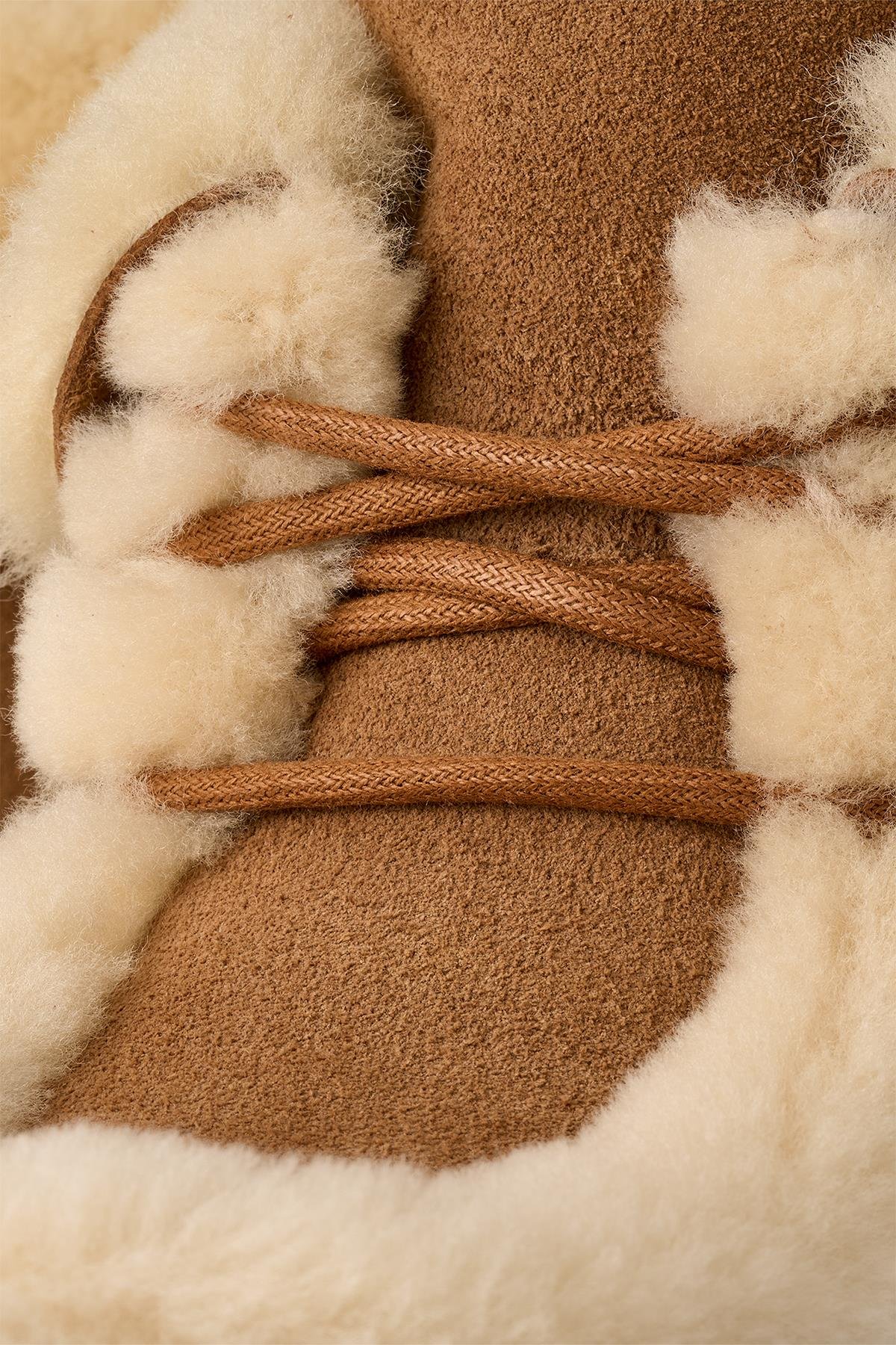 W ESMEE LACE UP CHESTNUT (TABA)