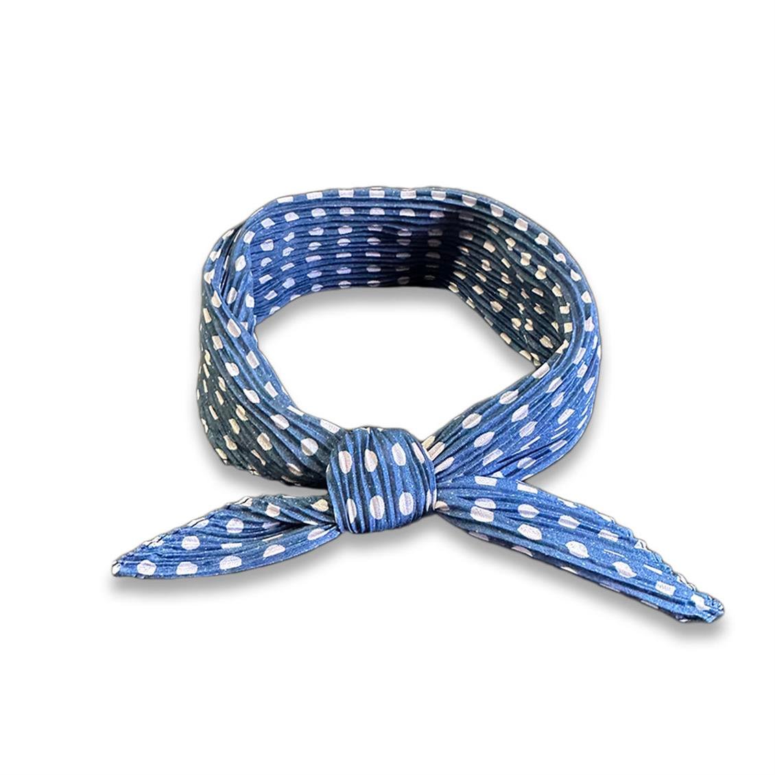 {Bandana}