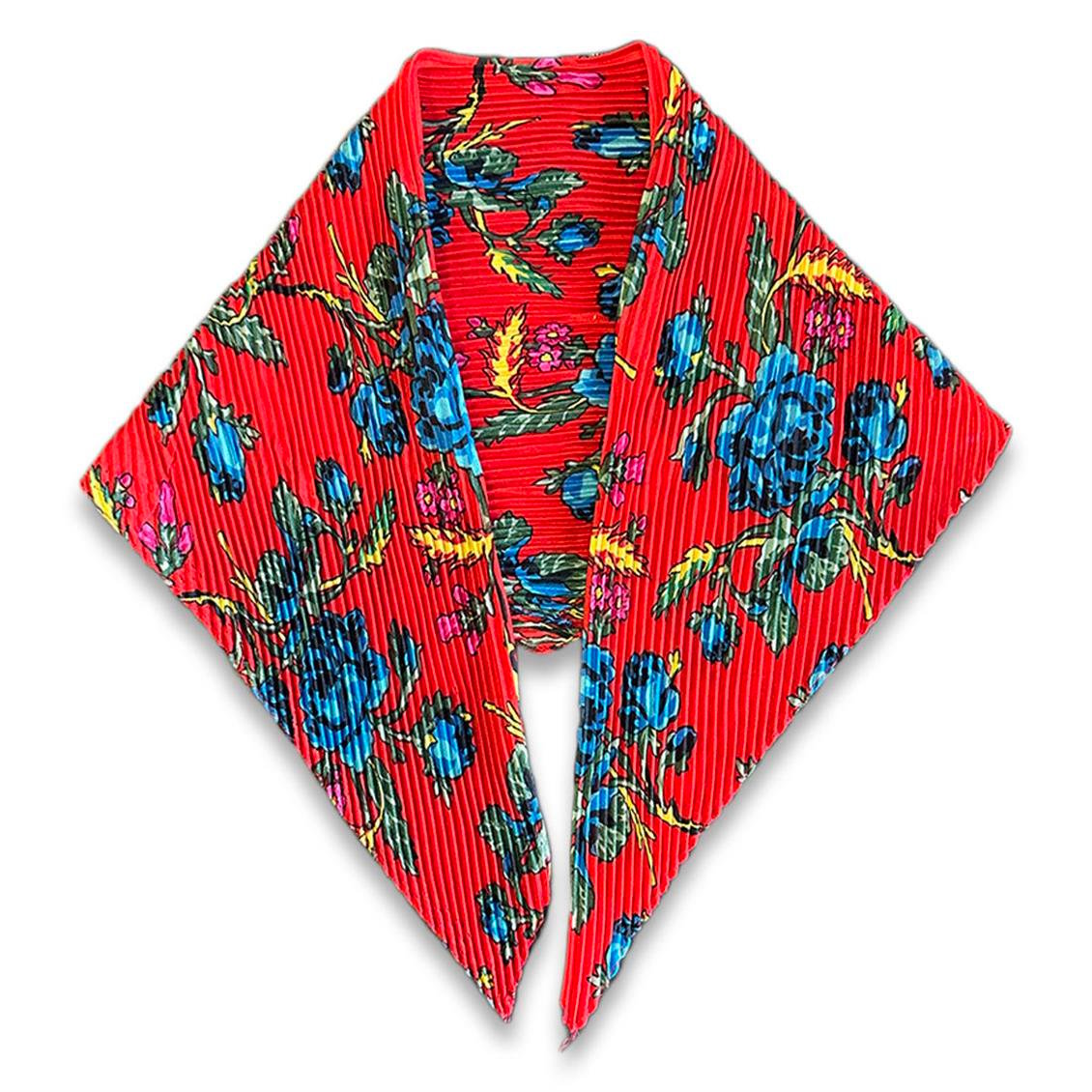 {Bandana}
