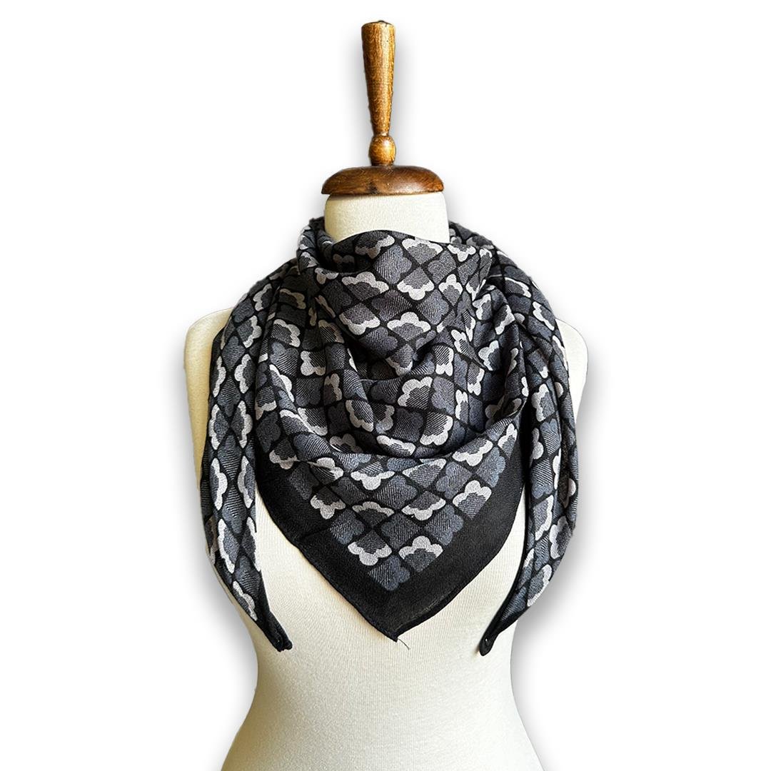 {Bandana}