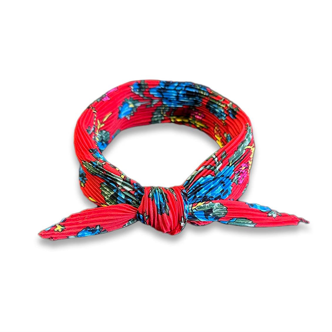 {Bandana}