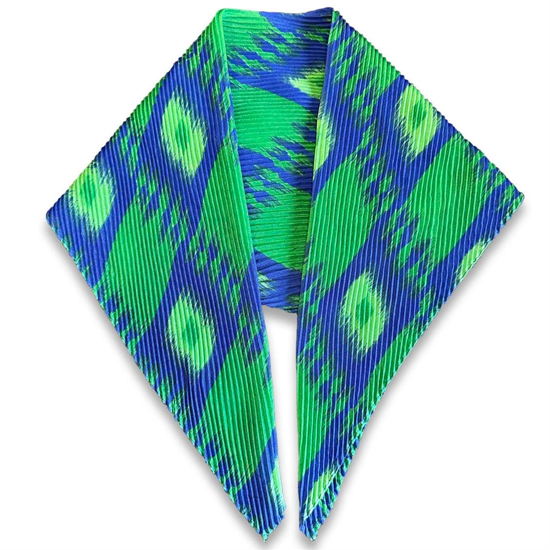 {Bandana}