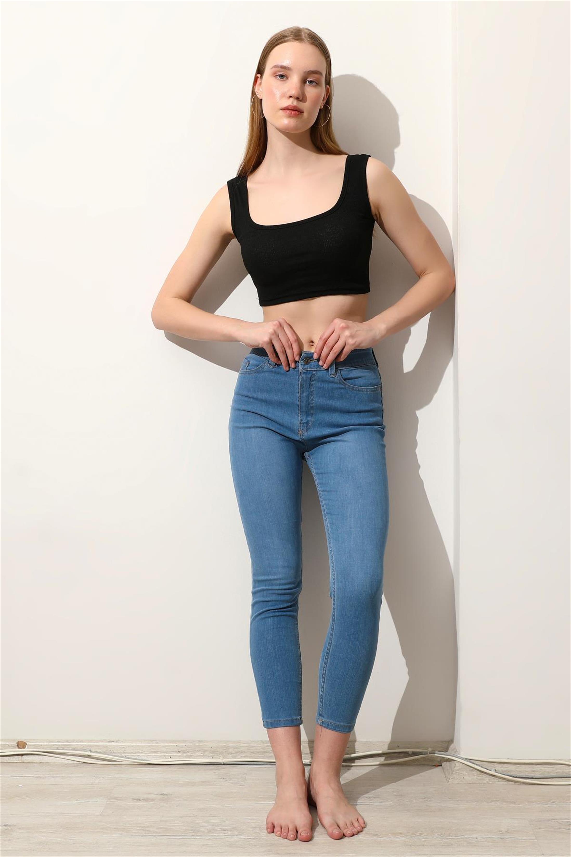 Kadın Yüksek Bel Dar Paça Slim Fit Denim Jean Pantolon