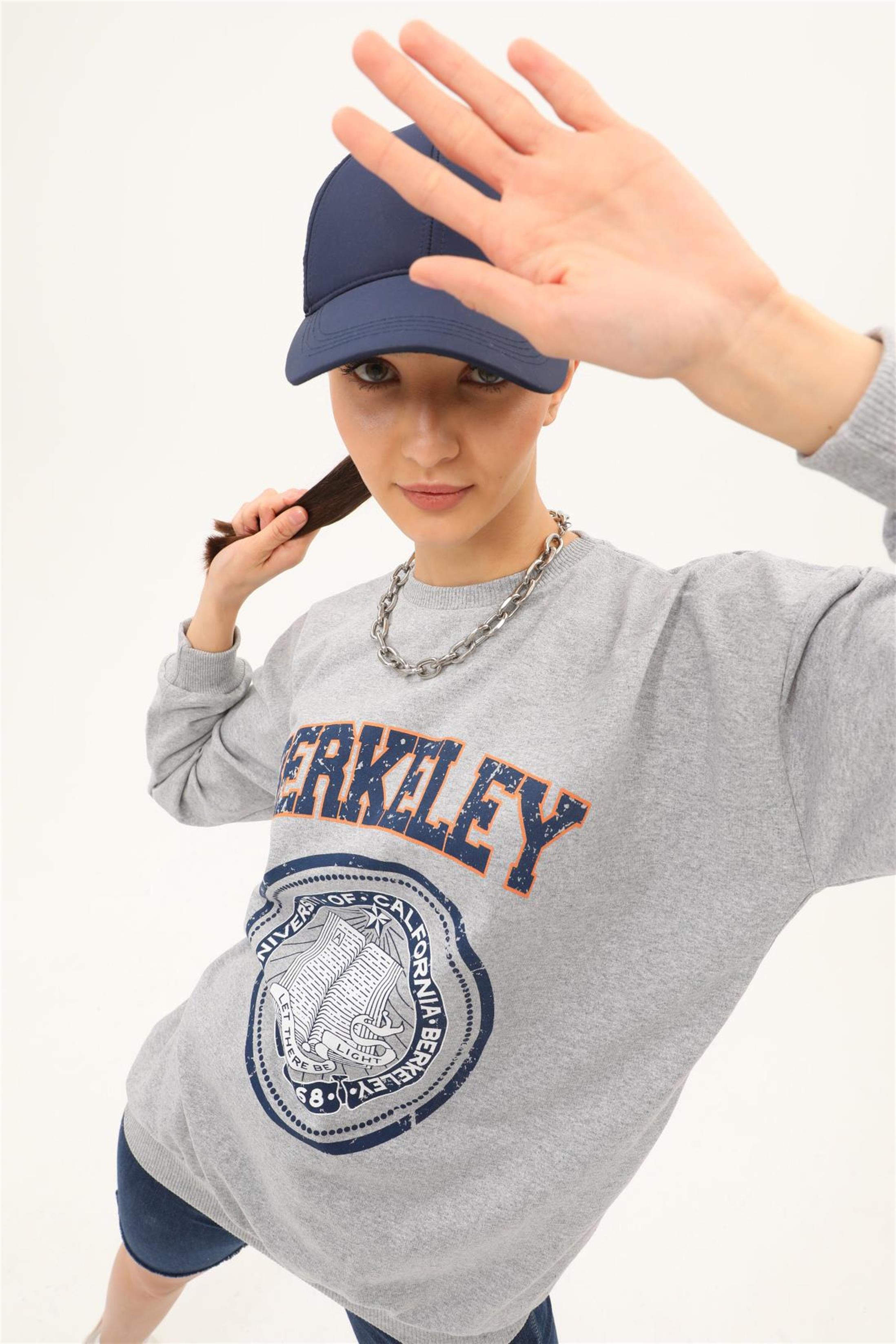 Kadın Berkeley Baskılı İki İplik Gri Sweatshirt