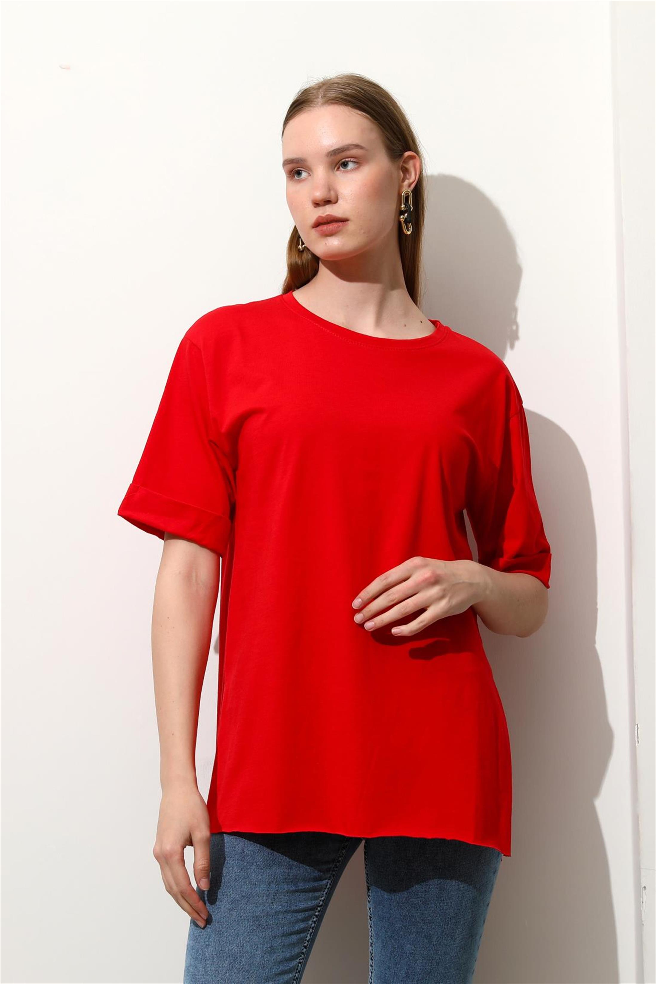 Kadın Bisiklet Yaka Duble Kol Oversize Yırtmaçlı T-Shirt