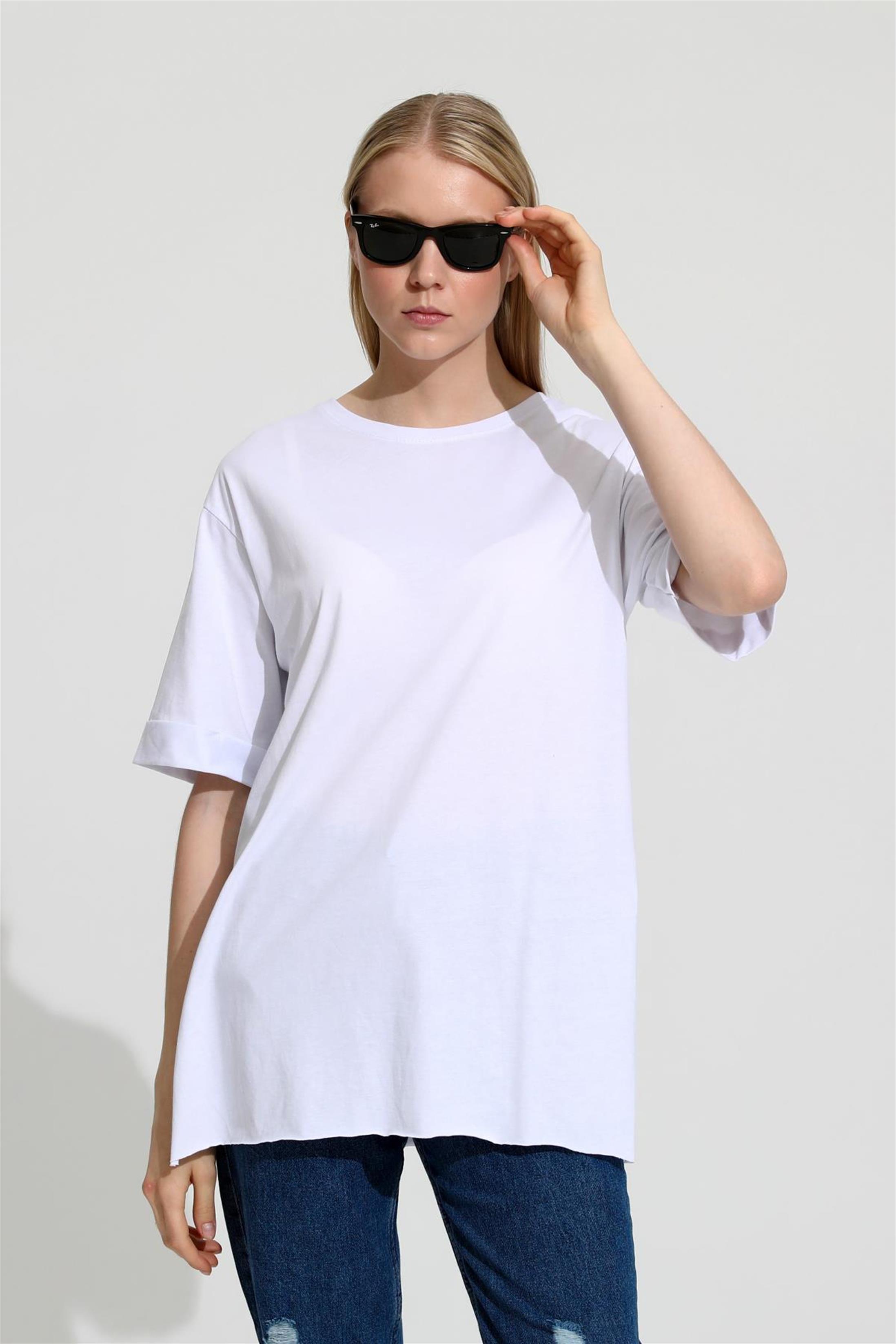 Kadın Bisiklet Yaka Duble Kol Oversize Yırtmaçlı T-Shirt