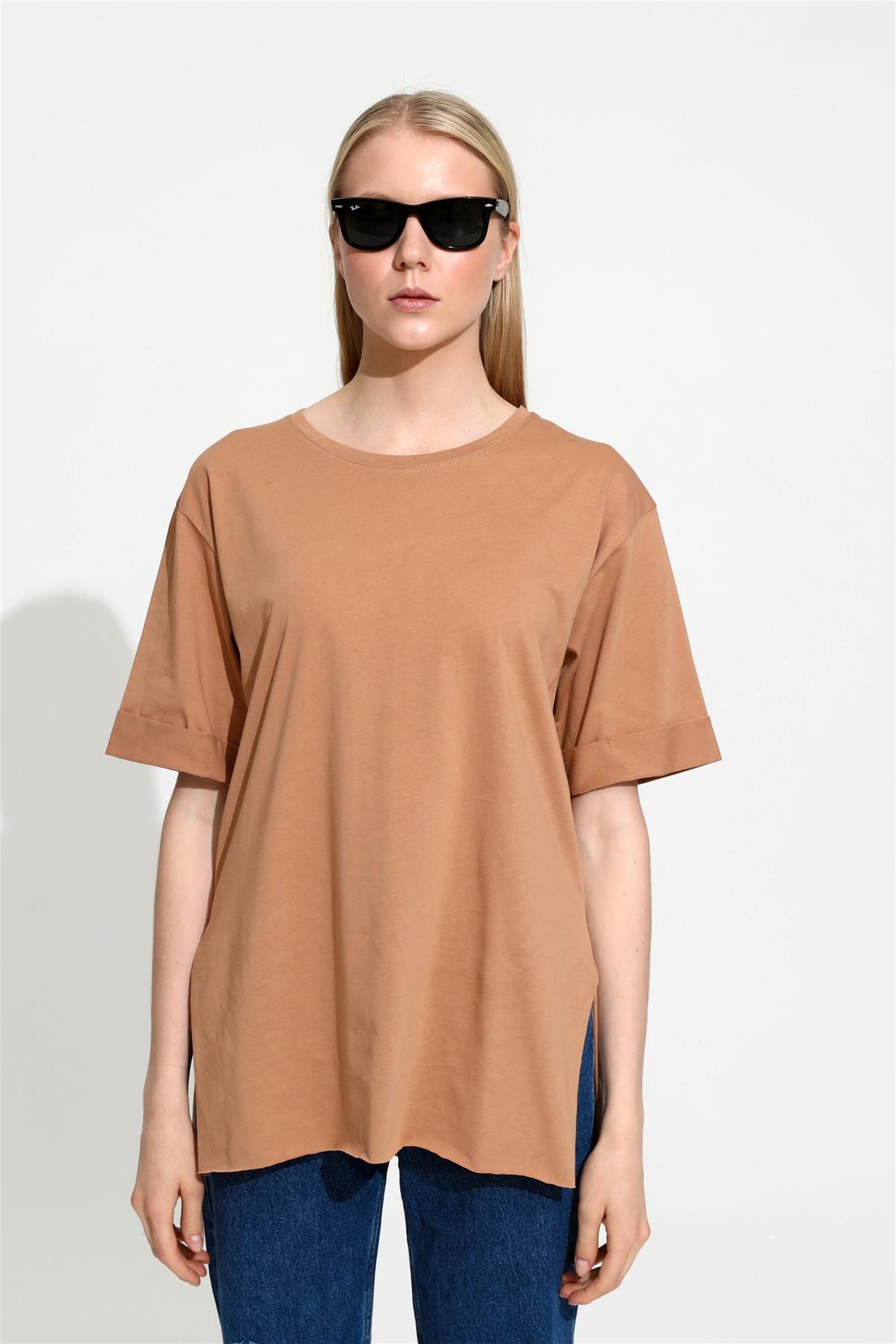 Kadın Bisiklet Yaka Duble Kol Oversize Yırtmaçlı T-Shirt